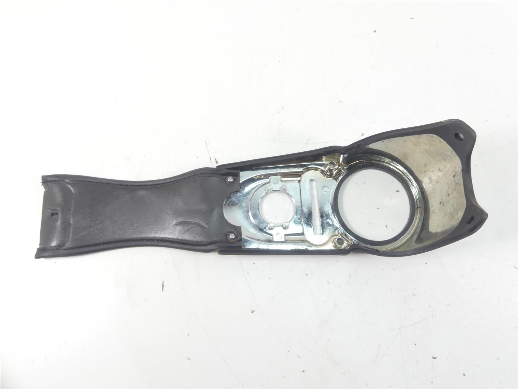2009 Harley FXDF Dyna Fat Bob Tank Dash Chrome Cover Console 71204-04 {{ shop.shopifyCountryName }} - Mototech271