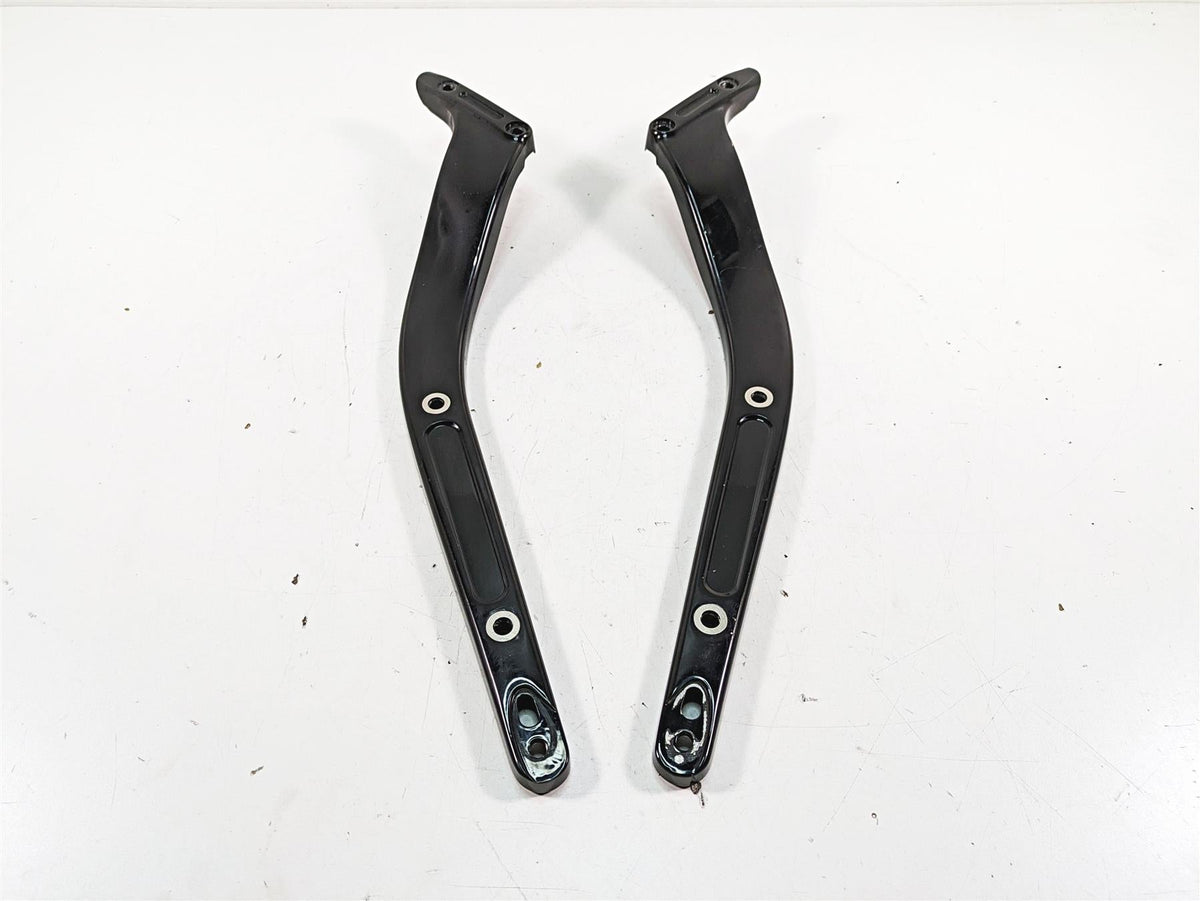 2020 Harley Softail FXBB Street Bob Rear Fender Braces Struts 59500422 59500423 {{ shop.shopifyCountryName }} - Mototech271
