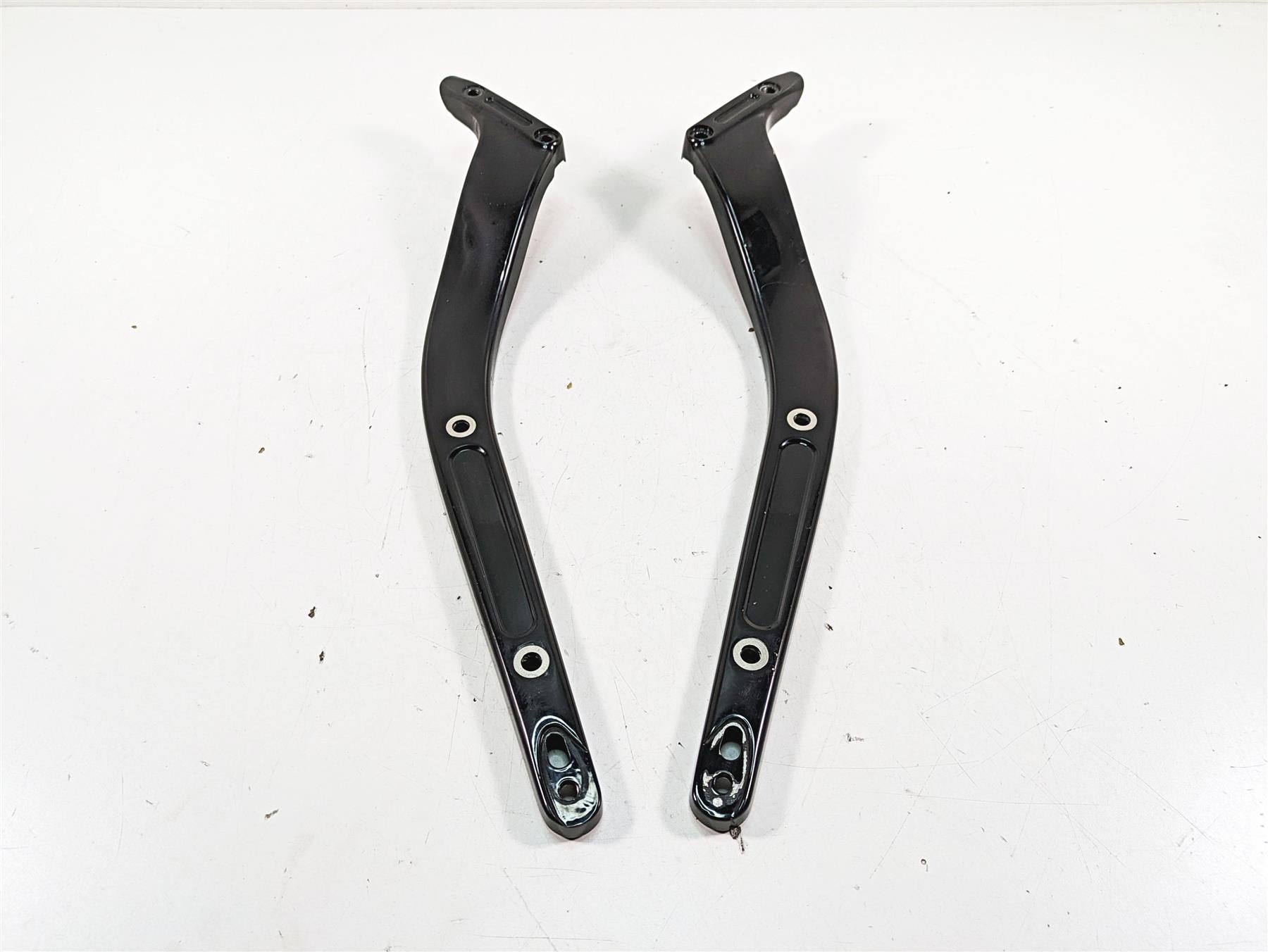 2020 Harley Softail FXBB Street Bob Rear Fender Braces Struts 59500422 59500423 {{ shop.shopifyCountryName }} - Mototech271