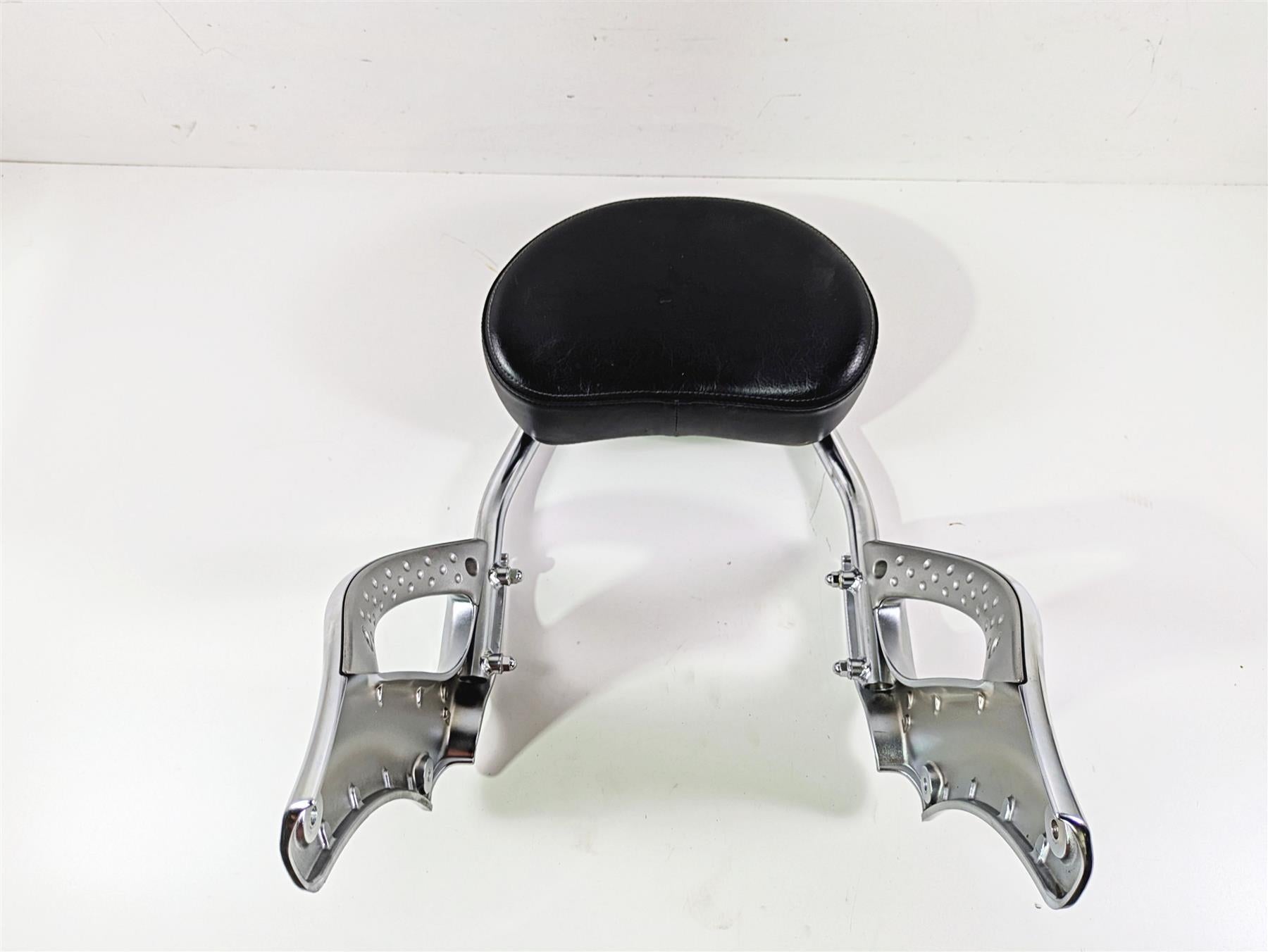 2008 Kawasaki VN1600 Vulcan Nomad Sissybar Passenger Back Rest 39137-0009 {{ shop.shopifyCountryName }} - Mototech271