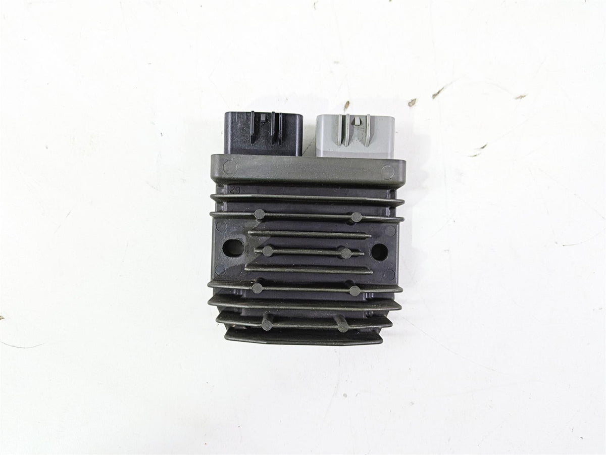 2016 BMW R1200RS K54 Rectifier Voltage Regulator FH020AA 12318523367 {{ shop.shopifyCountryName }} - Mototech271