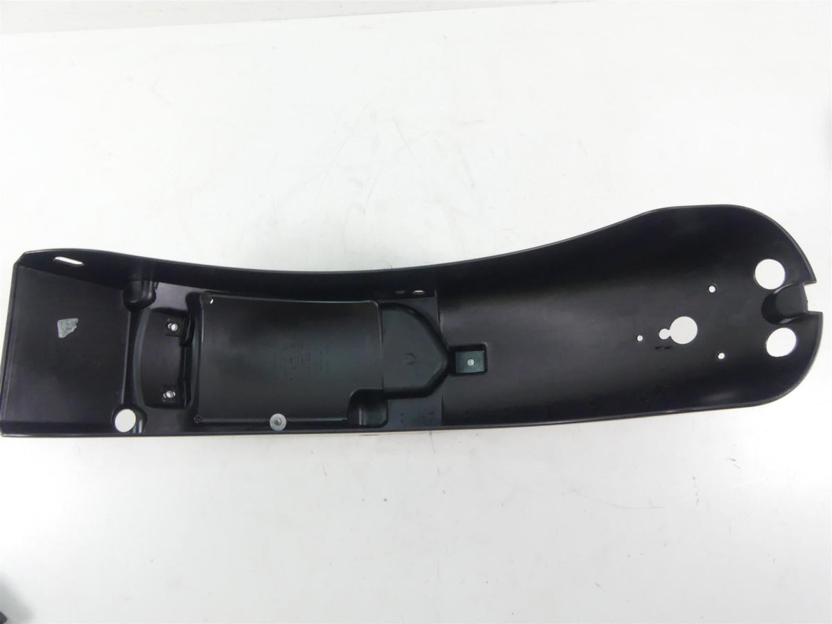 2019 Moto Guzzi V7 III Stone 750 Rear Black Matt Fender & Inner Cover 978946 {{ shop.shopifyCountryName }} - Mototech271