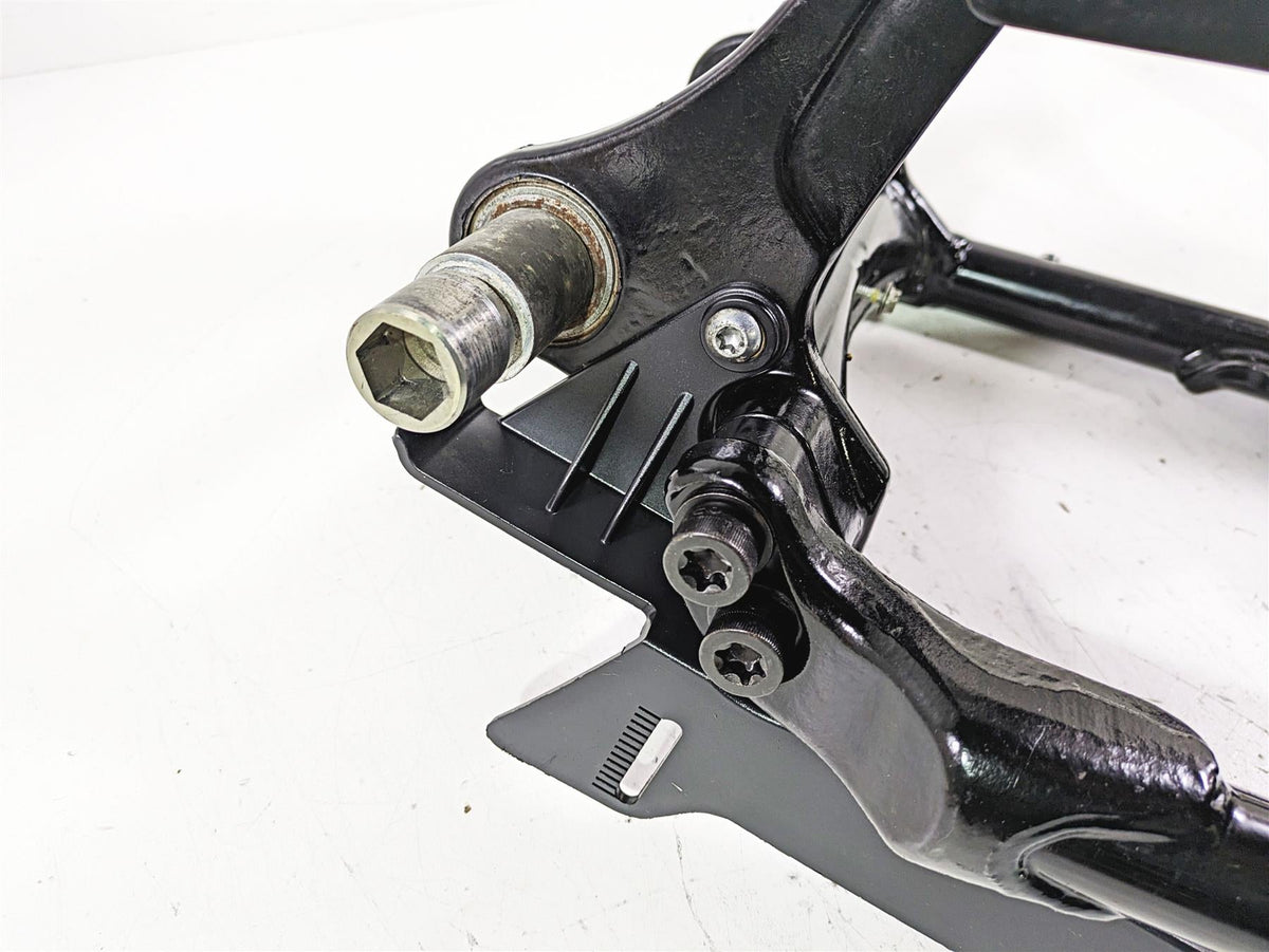 2021 Harley Softail FLSL Slim Rear Swingarm Swing Arm & Guards 47400099BHP {{ shop.shopifyCountryName }} - Mototech271