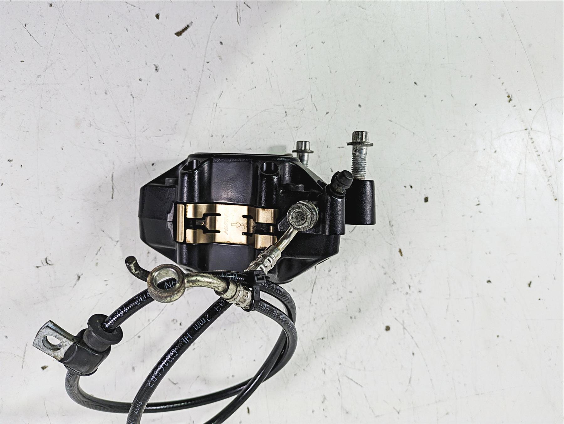 2021 Harley Softail FLSL Slim Front Brake Caliper & Line 41300095 {{ shop.shopifyCountryName }} - Mototech271