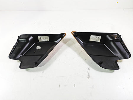 2008 Harley Touring FLHTCU E-Glide 105TH Side Cover Fairing Set 66250-97 {{ shop.shopifyCountryName }} - Mototech271