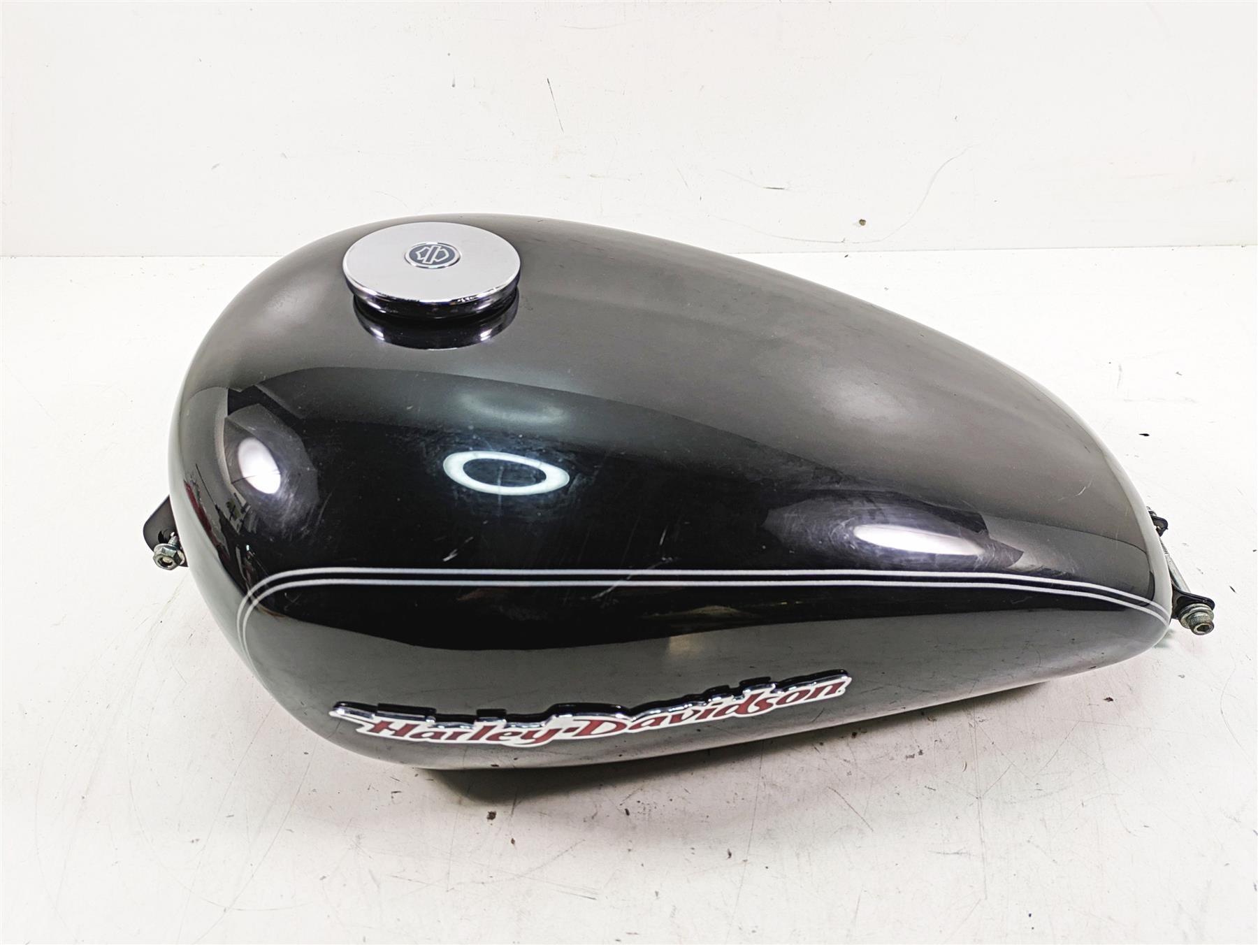 2007 Harley Sportster XL1200 C Fuel Gas Petrol Tank - No Dent - Read 62213-07 | Mototech271