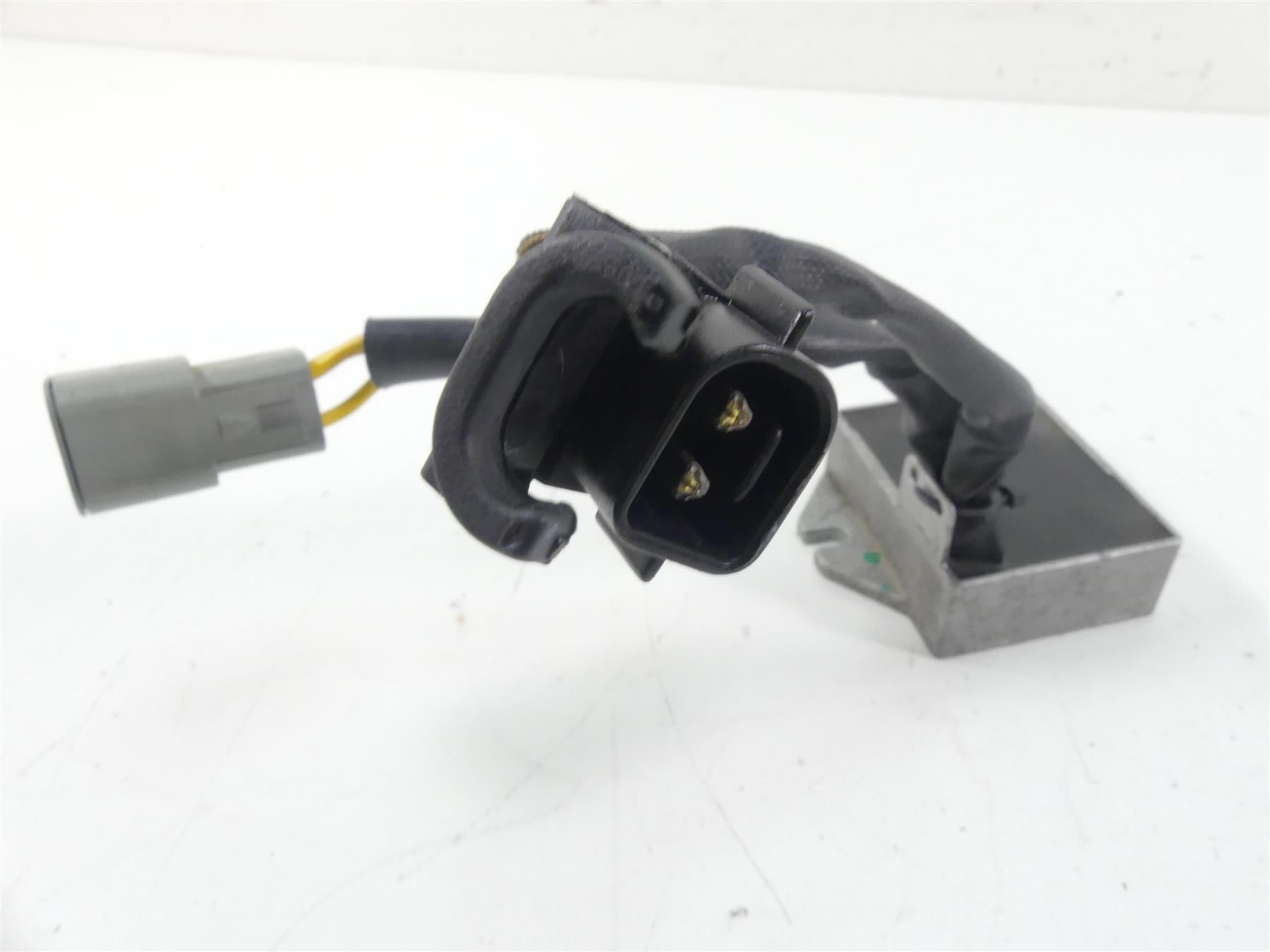 2009 Buell 1125 CR Rectifier Voltage Regulator Y0302.1AMC {{ shop.shopifyCountryName }} - Mototech271
