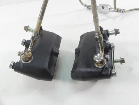 2001 Harley Touring FLHRCI Road King Front Brake Caliper Set 44023-00C 44046-00D {{ shop.shopifyCountryName }} - Mototech271