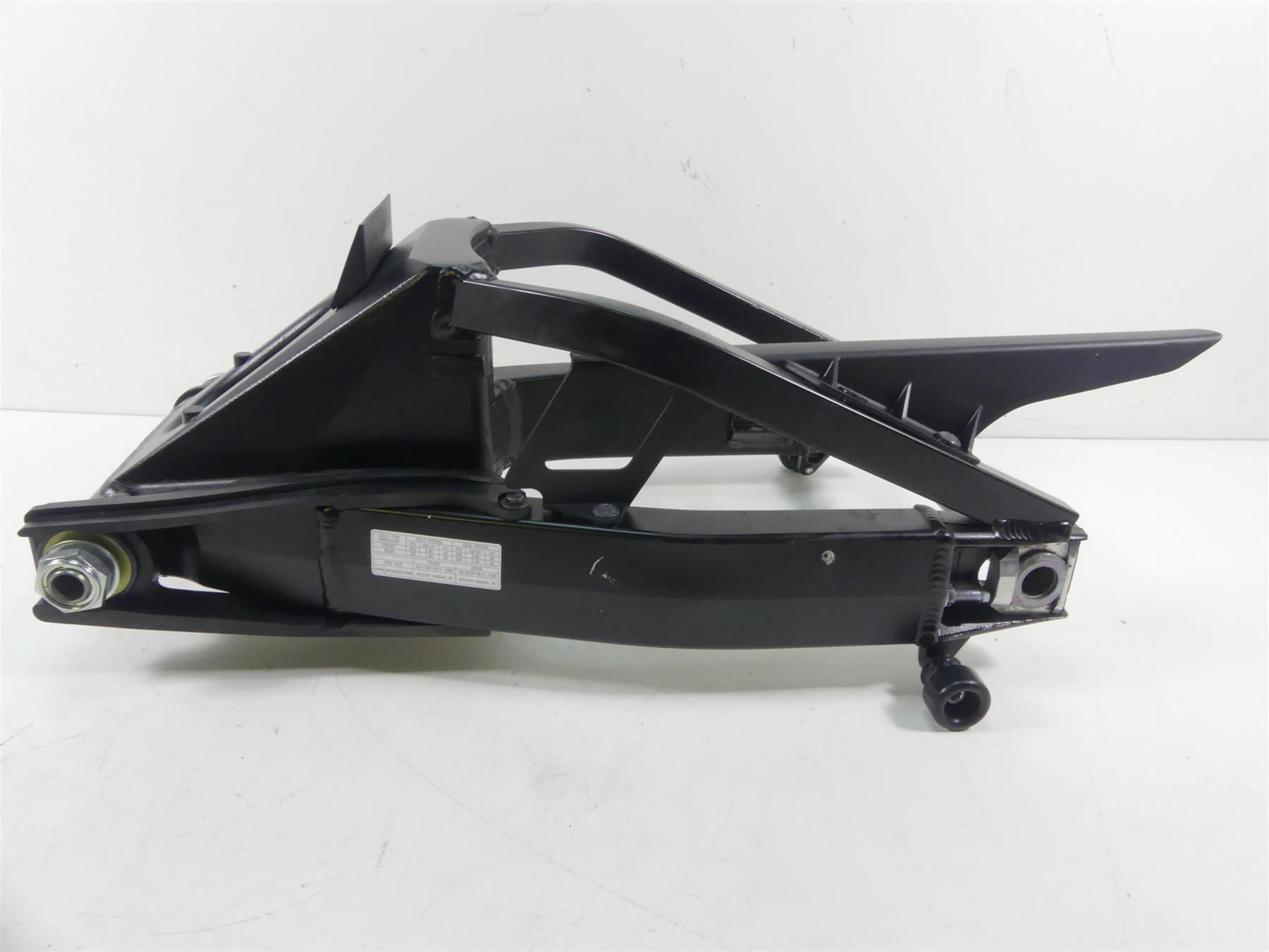 2020 Suzuki GSX1300 R Hayabusa Rear Swingarm Swing Arm + Axle 61000-24F50-YAP {{ shop.shopifyCountryName }} - Mototech271