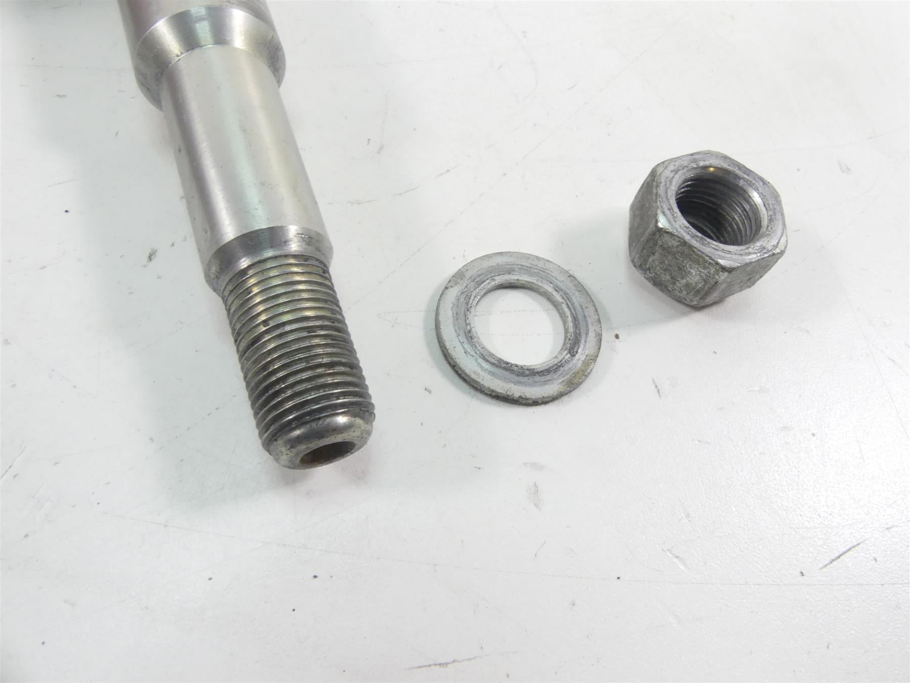 2012 Harley Touring FLHTK Electra Glide Straight Front Axle 25mm 41547-07A {{ shop.shopifyCountryName }} - Mototech271