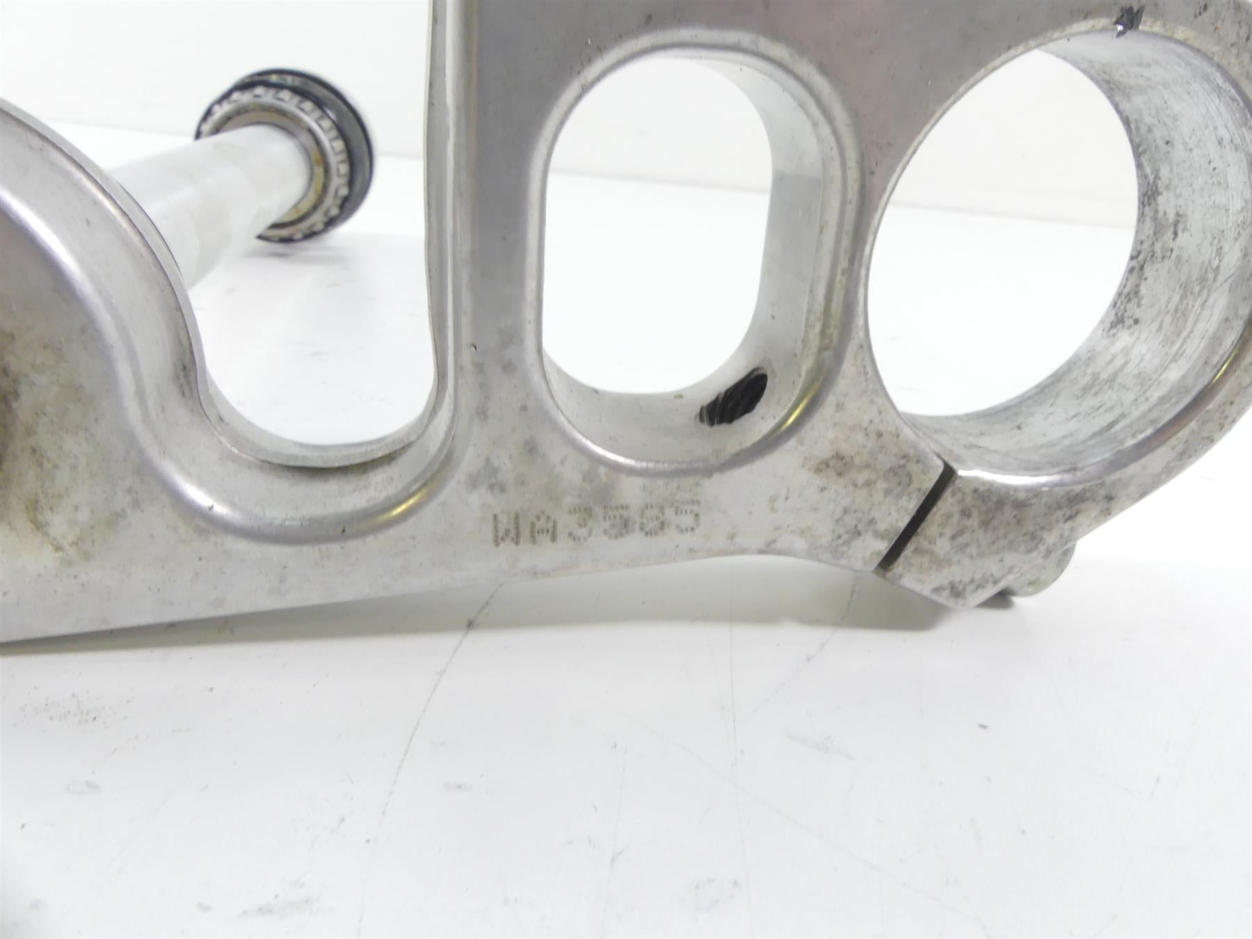 2006 Harley VRSCD Night V Rod Lower Triple Tree Steering Yoke - 49mm 46788-06A {{ shop.shopifyCountryName }} - Mototech271