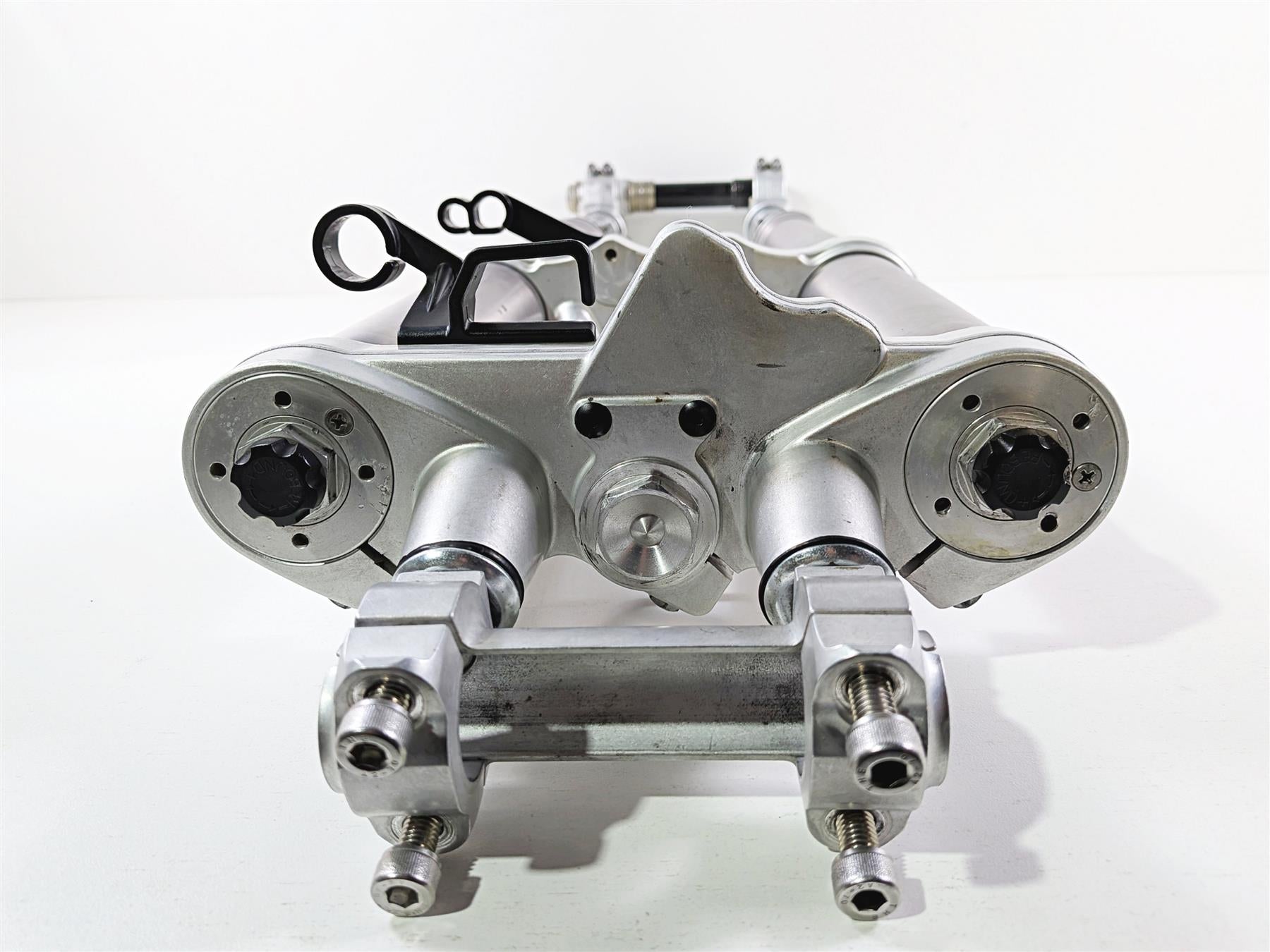 2005 KTM 950 LC8 Adventure Forks Triple Tree Riser Axle 1418Y756LS 1418Y756RS {{ shop.shopifyCountryName }} - Mototech271