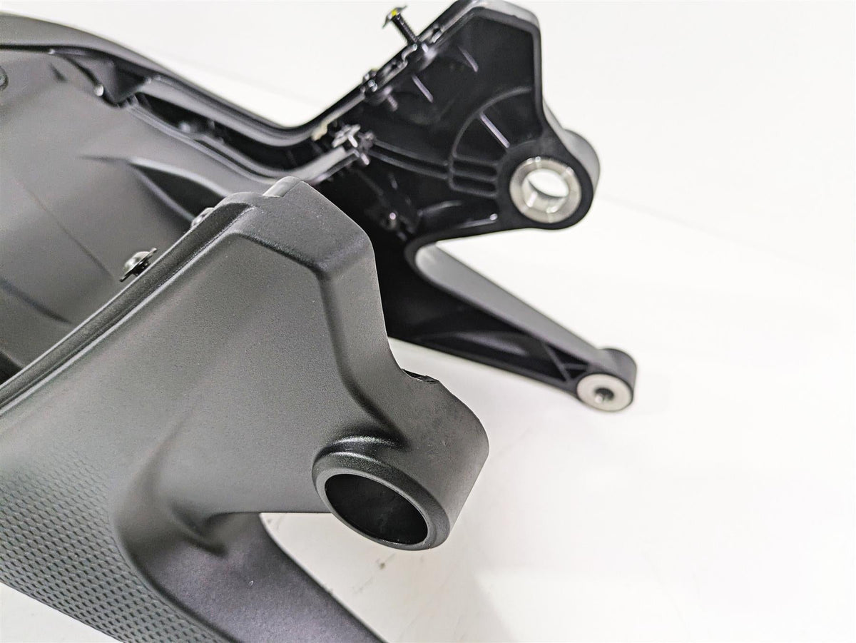 2023 Ducati Monster 937 SP Rear Left Right Subframe Set L 46910422B R 46910432B {{ shop.shopifyCountryName }} - Mototech271