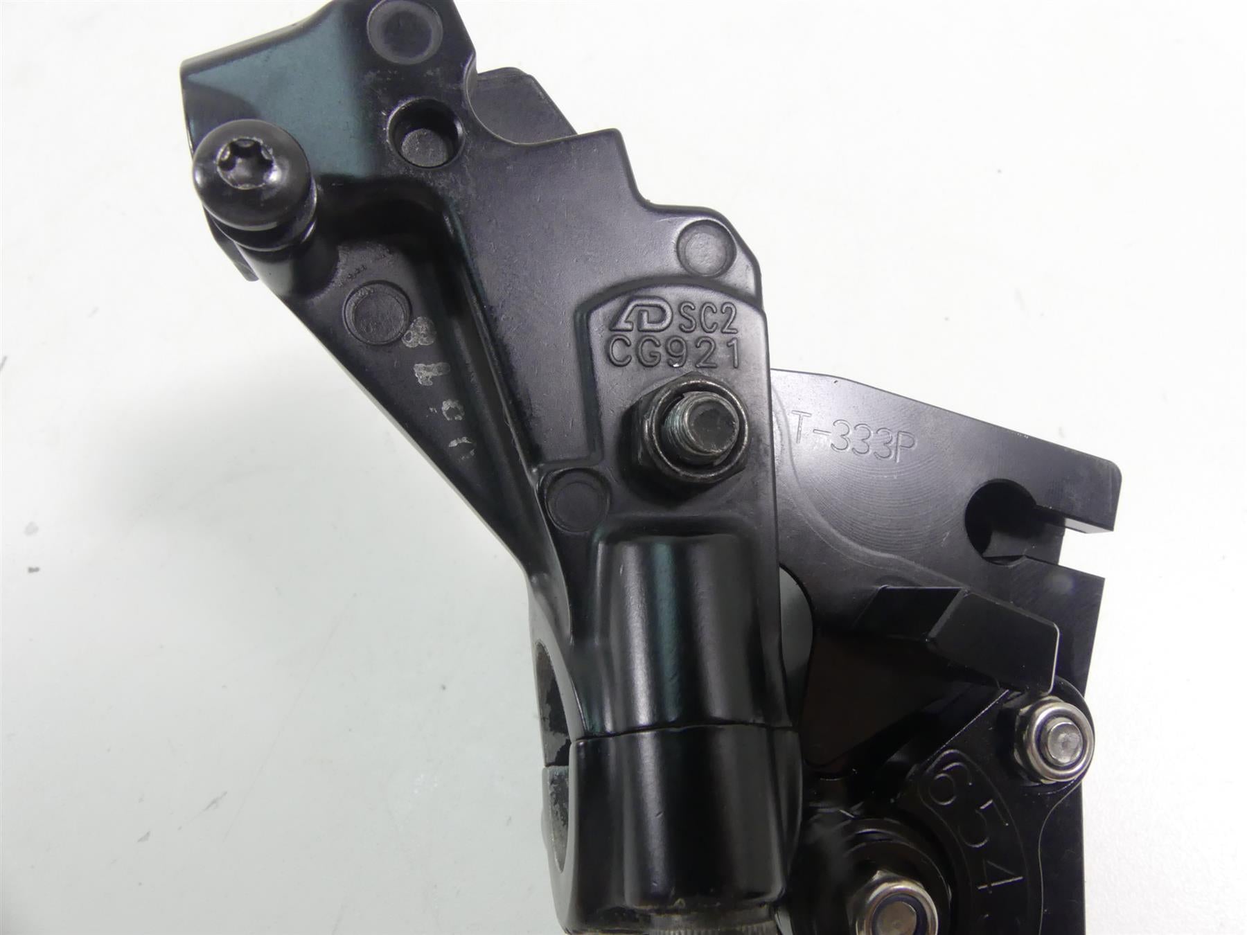 2019 Triumph Street Triple 765R Clutch Perch & Adjustable Lever T2043122 {{ shop.shopifyCountryName }} - Mototech271