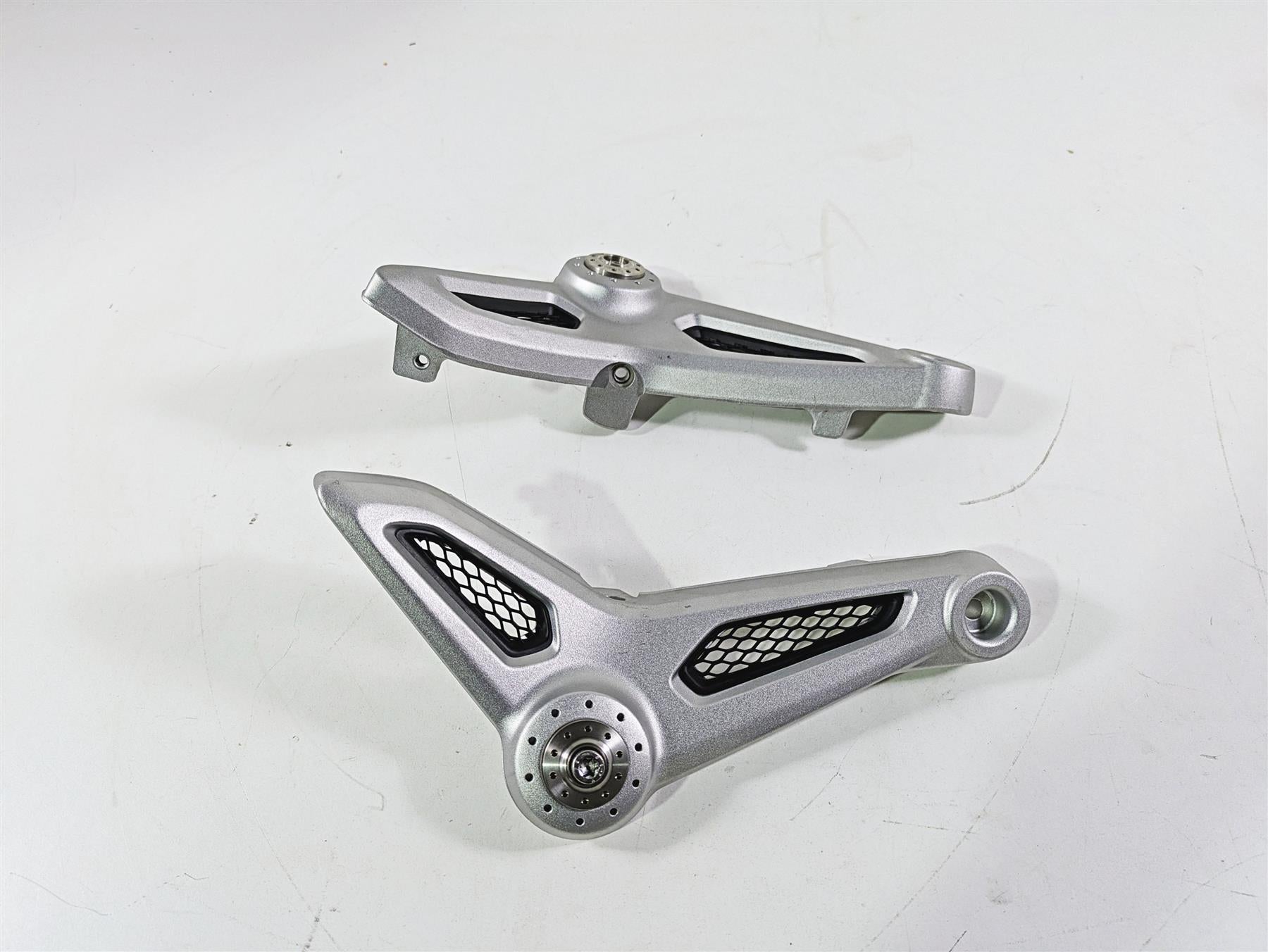 2014 BMW R nine T R9T K21 Left Right Rider Seat Support Set 46638531189 46638531190 {{ shop.shopifyCountryName }} - Mototech271
