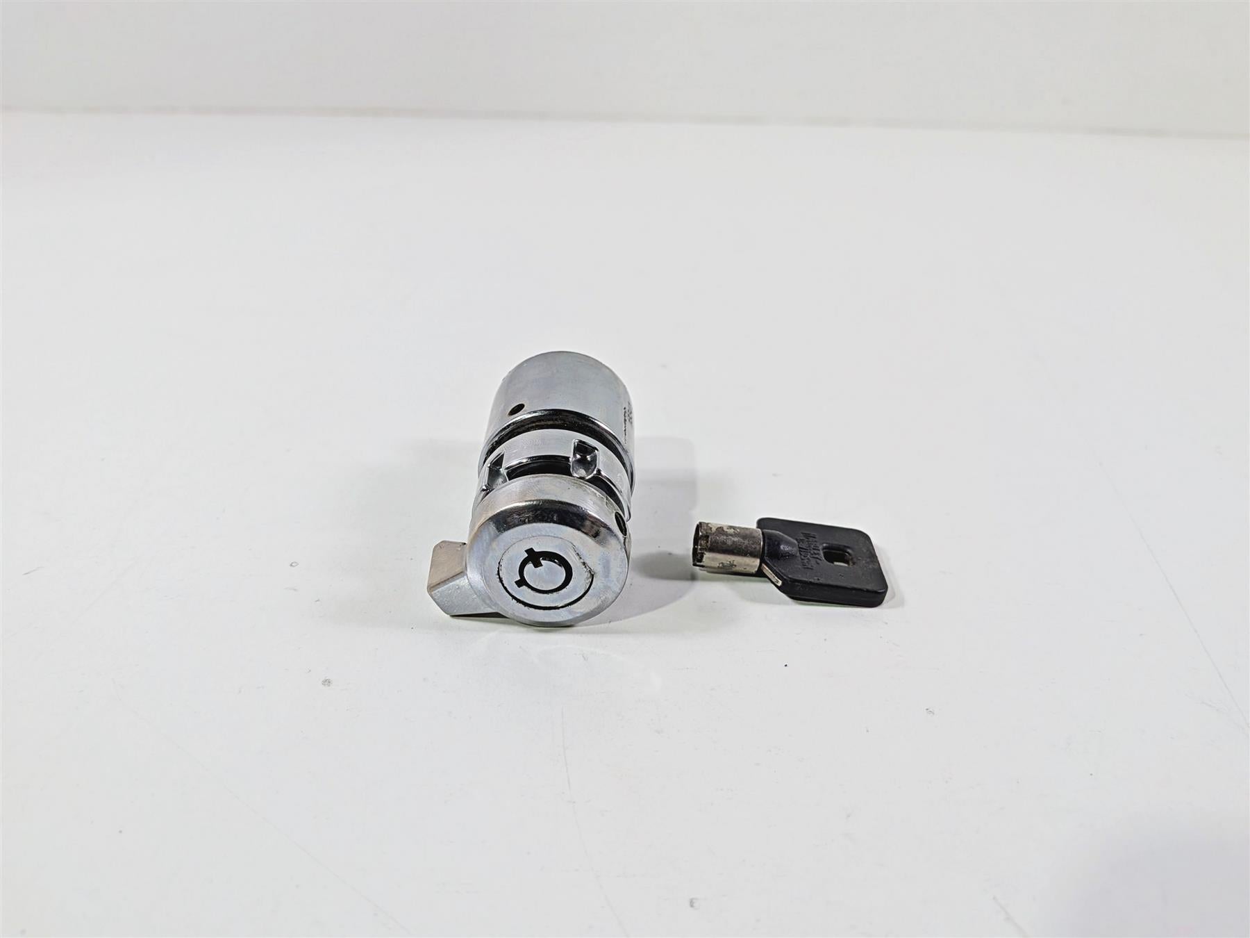 2014 Harley FXSB Softail Breakout Ignition Switch Key Lock Set 71400077A-Mototech271