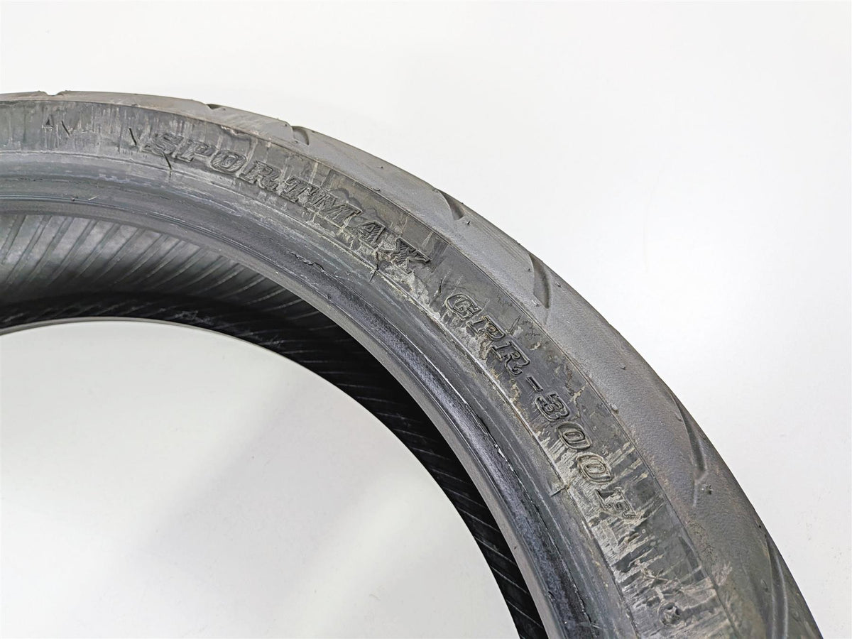Used Front Motorcycle Tire Dunlop Sportmax GP300F 120/70R17 4506-7896 {{ shop.shopifyCountryName }} - Mototech271