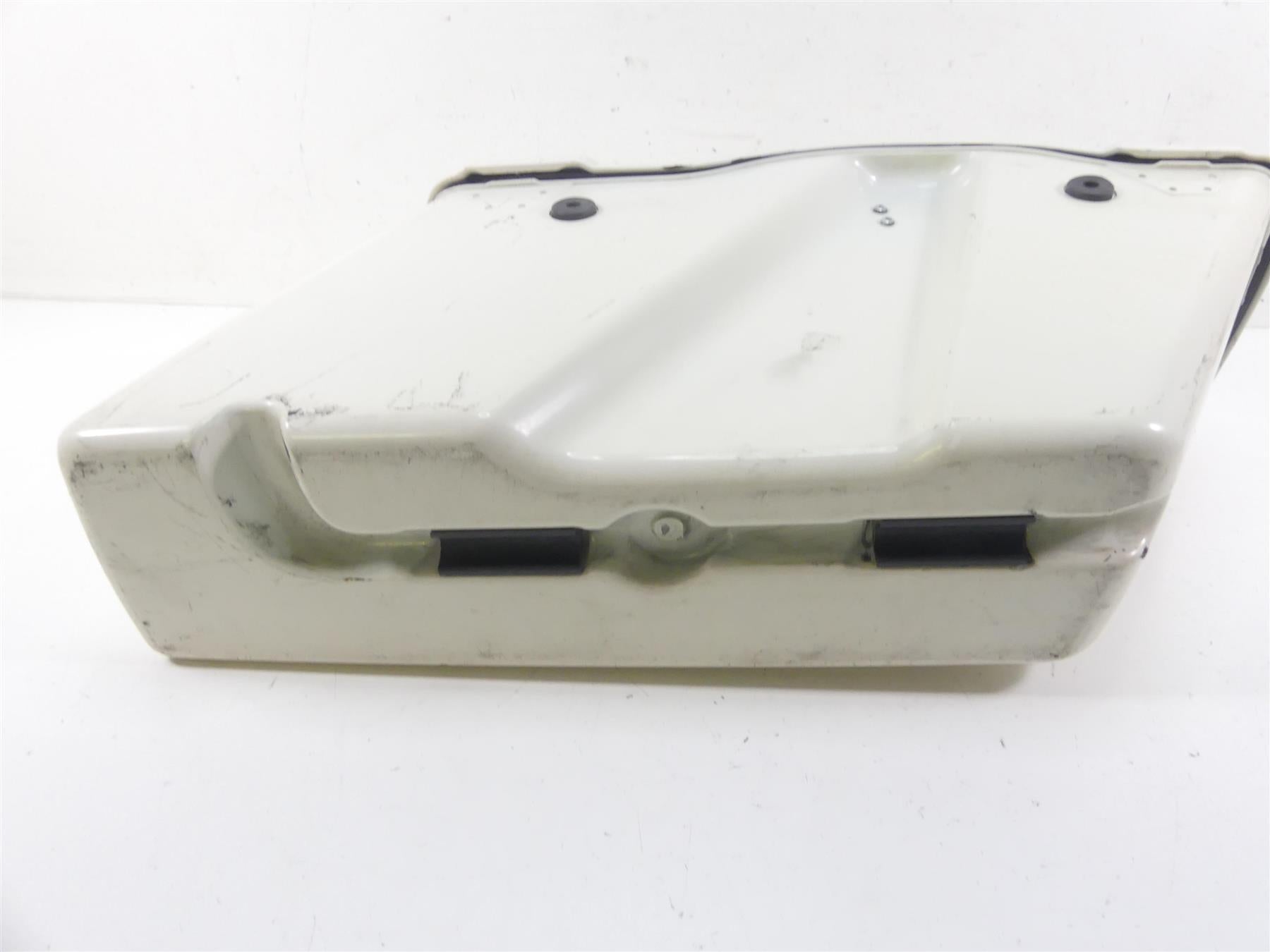 2012 Harley Touring FLHTP Electra Glide Left Saddlebag Saddle Bag -Read 90796-93 {{ shop.shopifyCountryName }} - Mototech271