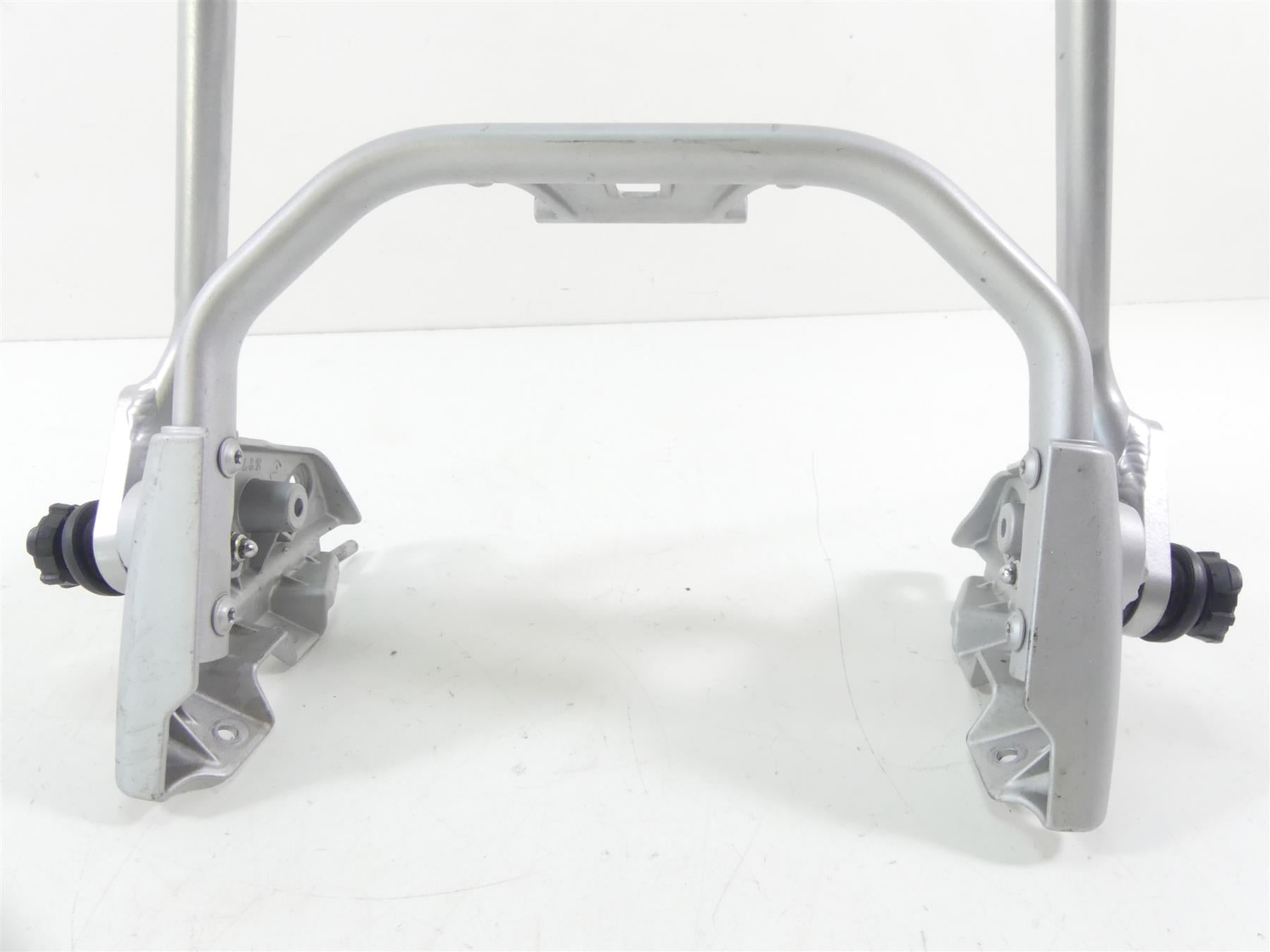 2009 BMW R1200GS K25 Windshield Mount Headlight Support Bracket 46637702712 {{ shop.shopifyCountryName }} - Mototech271