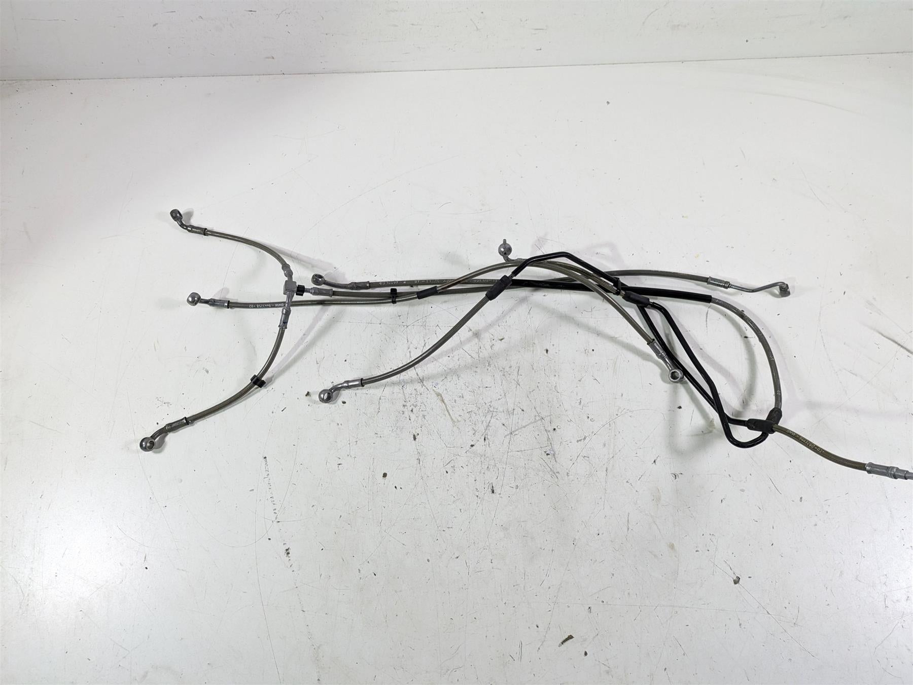 2022 BMW R1250 RT K052 Front Rear Abs Brake Line Hose Set 34329443257 {{ shop.shopifyCountryName }} - Mototech271
