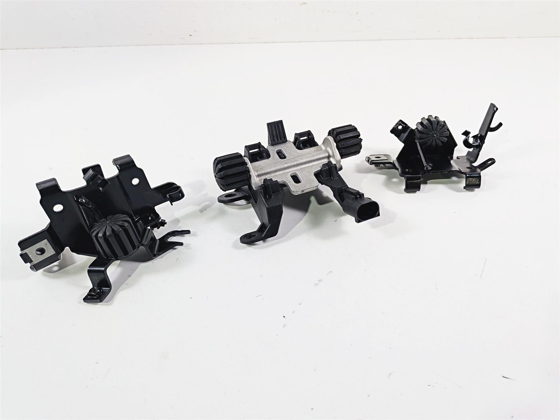 2016 BMW R1200 GS K50 Seat Height Adjuster Set 52538532741 52538532742 {{ shop.shopifyCountryName }} - Mototech271