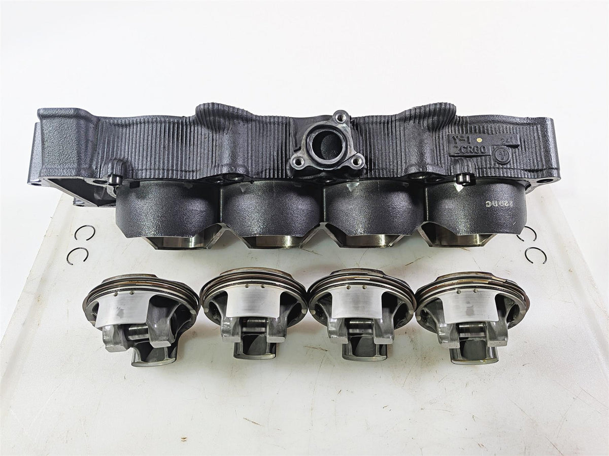 2023 Yamaha MT10 MTN1000 Cylinder Piston Jug Set B5Y-11311-00-00 B67-11631-00-00 {{ shop.shopifyCountryName }} - Mototech271