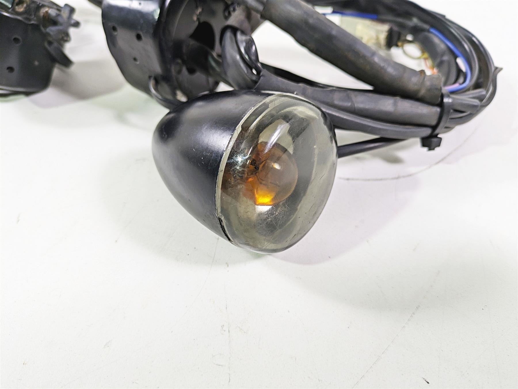 2008 Harley FLSTSB Cross Bones Left Right Control Switch Blinker Set 71682-06A {{ shop.shopifyCountryName }} - Mototech271
