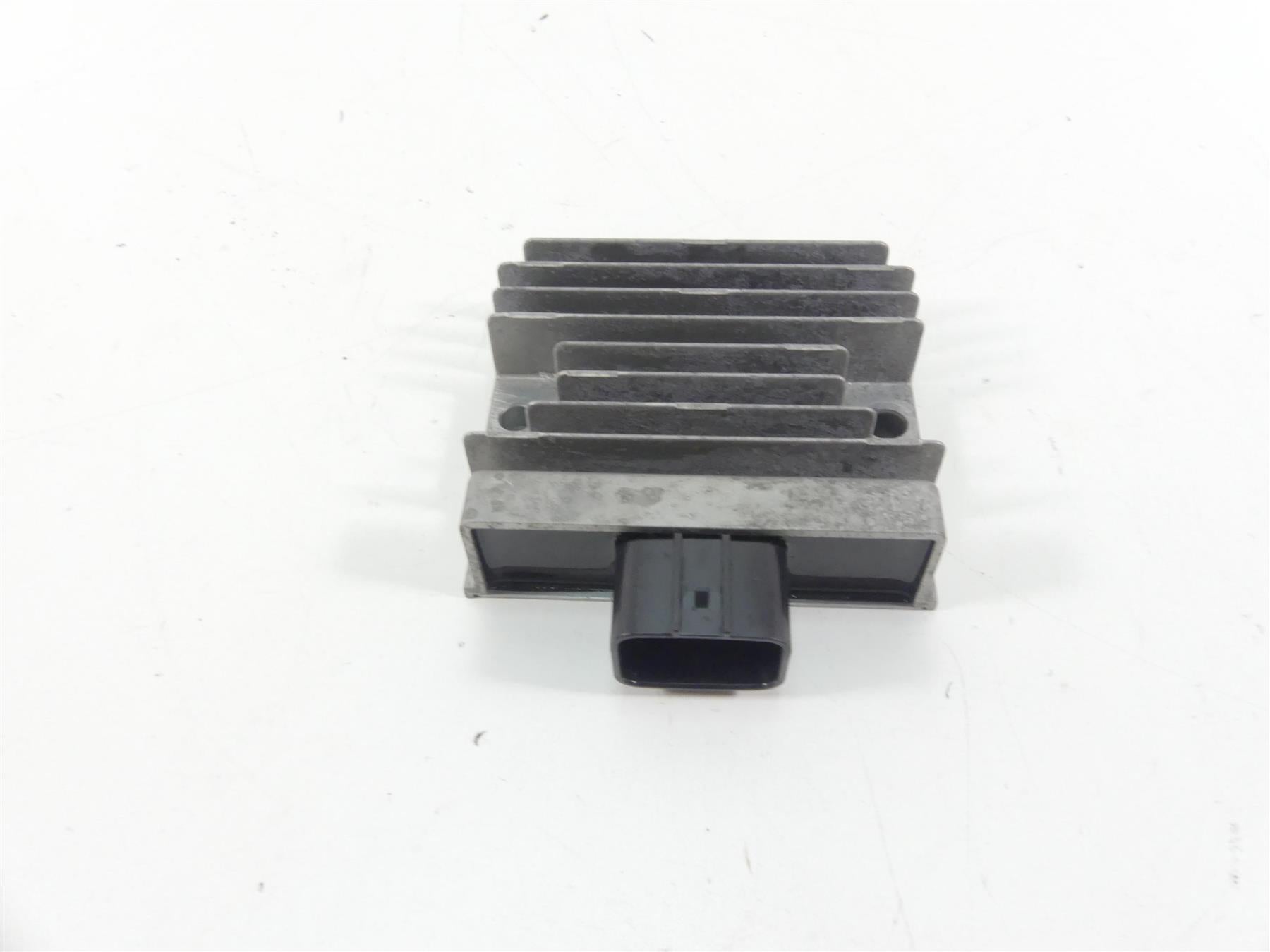 2022 Kawasaki KLR650 KL650 Adv Rectifier Voltage Regulator 21066-0761 SH868CA {{ shop.shopifyCountryName }} - Mototech271