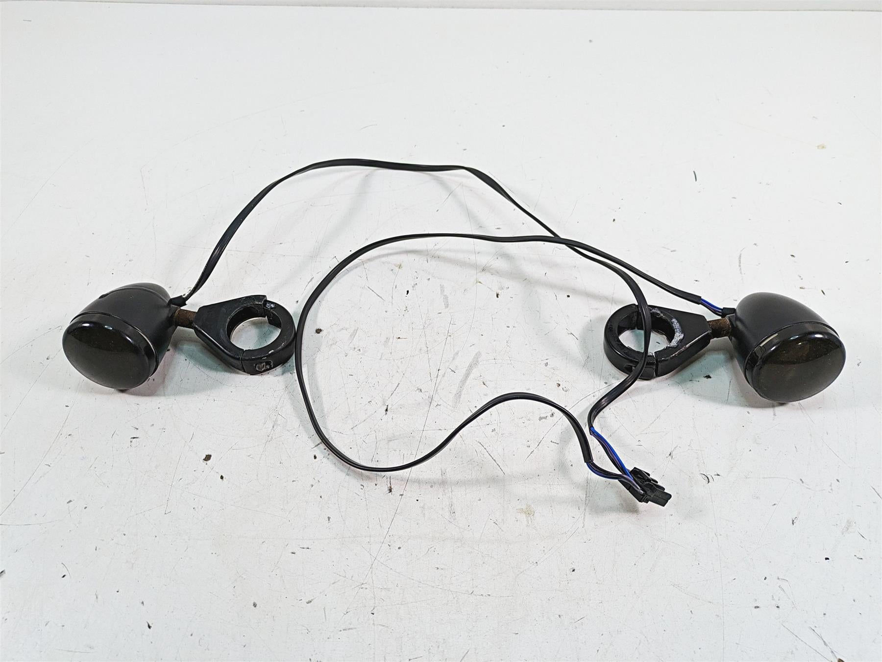 2019 Harley XL883N Sportster Iron Front Blinker Turn Signal Set 68730-07 | Mototech271