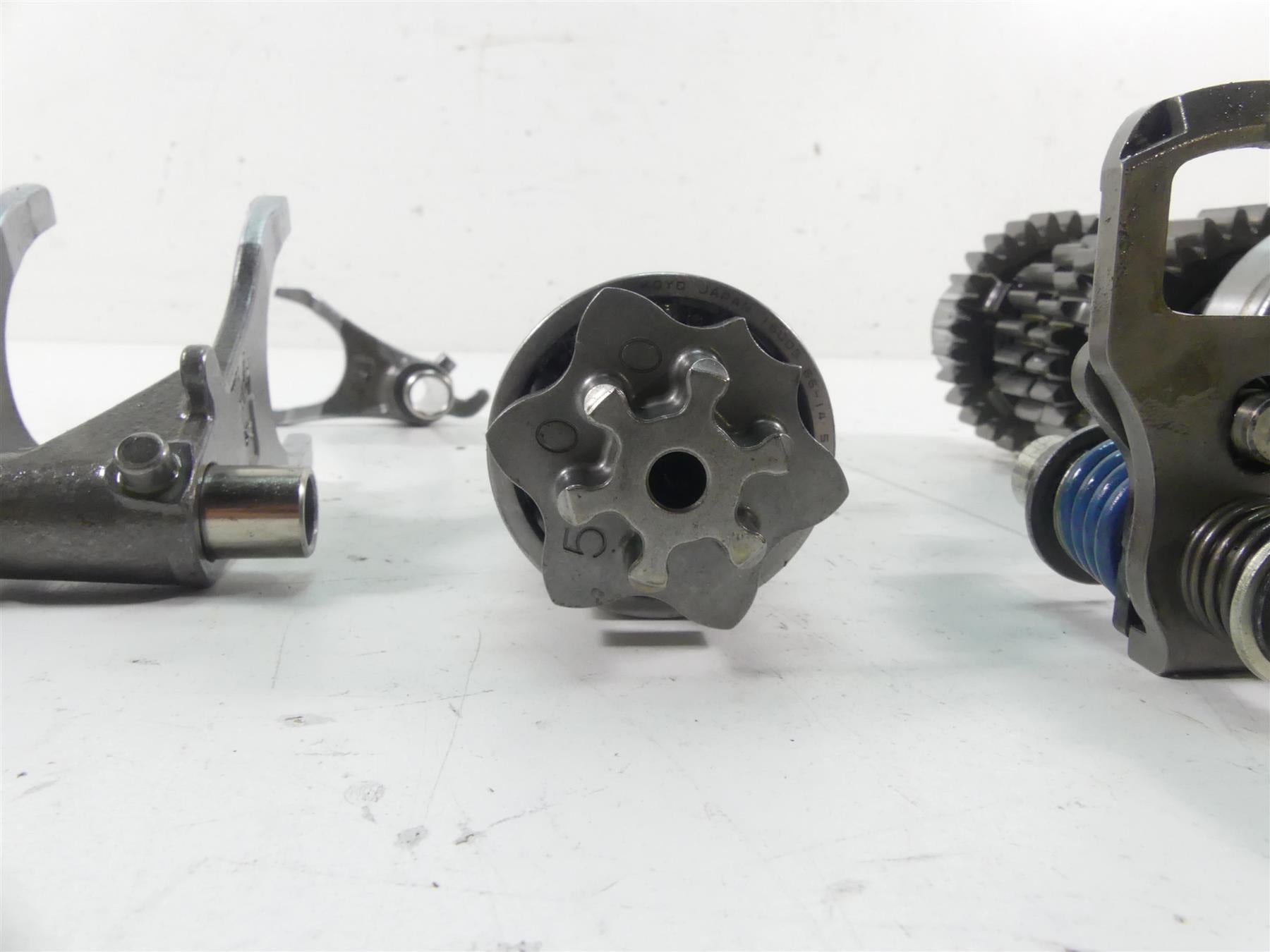 2017 Triumph Thruxton 1200 R Transmission 6 Speed Pack T1183380 T1183390 {{ shop.shopifyCountryName }} - Mototech271