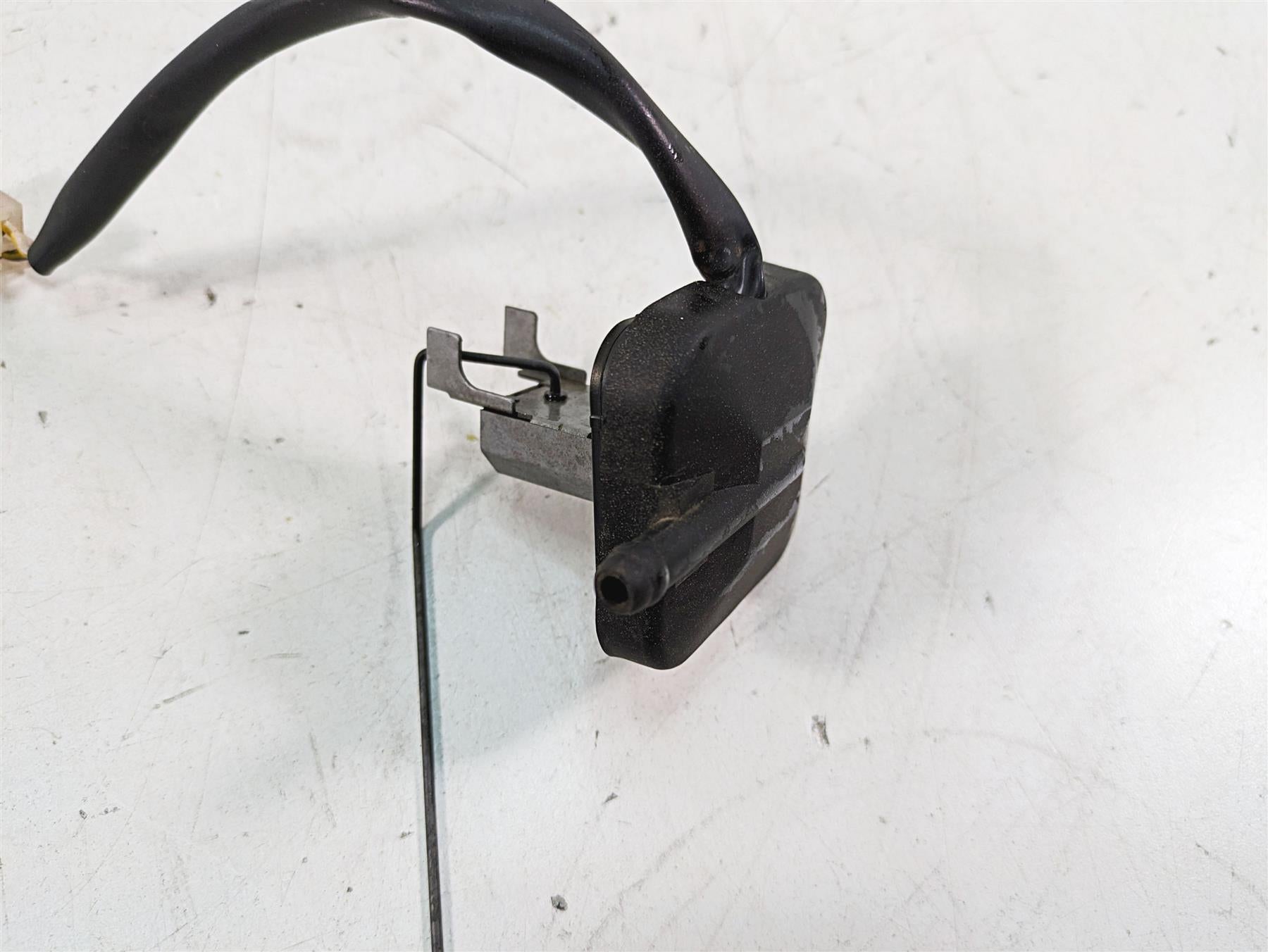 1997 Kawasaki VN1500 Vulcan Fuel Gas Petrol Level Sending Unit 52005-1084 {{ shop.shopifyCountryName }} - Mototech271