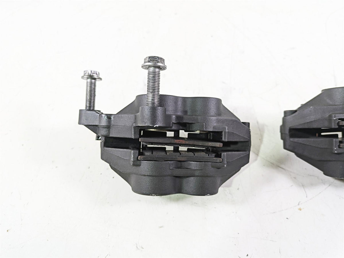 2015 Triumph Tiger Explorer XC Front Brake Caliper Set T2020955 T2020965 {{ shop.shopifyCountryName }} - Mototech271