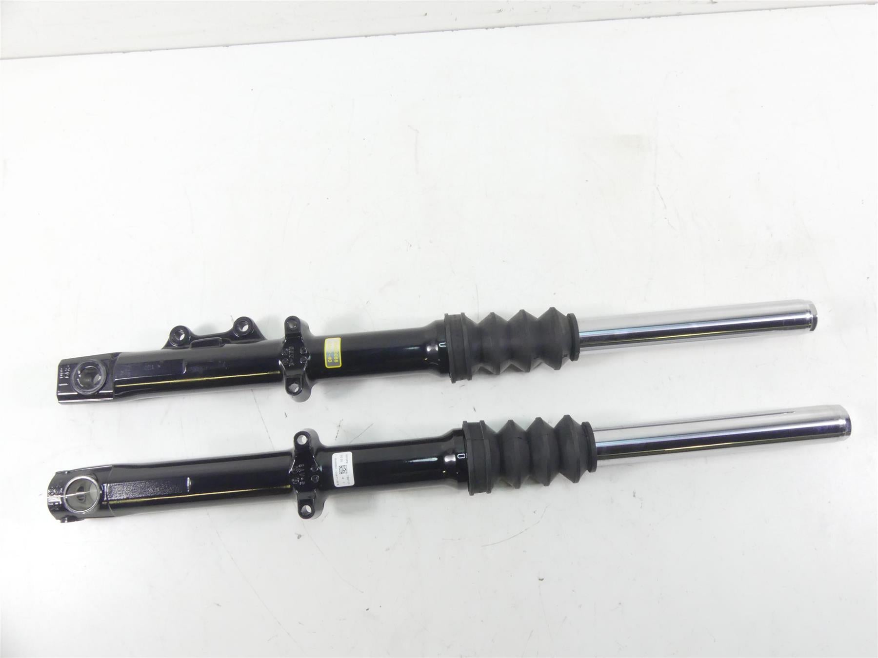 2019 Harley XL883 N Sportster Iron Strght Front Fork Legs 39mm 45400087 45400086 {{ shop.shopifyCountryName }} - Mototech271