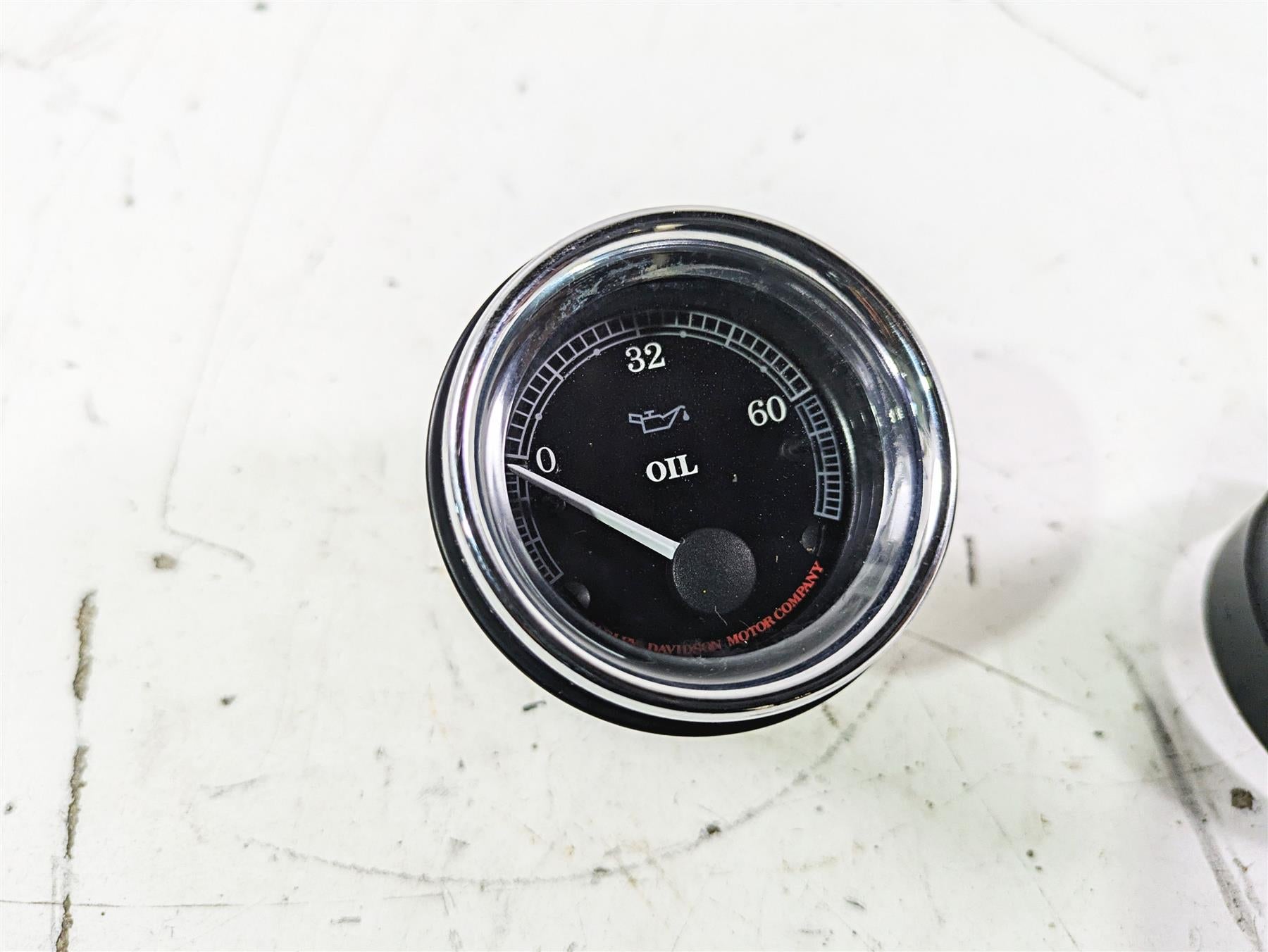 2003 Harley Touring FLHTCUI E-Glide 100th Oil Pressure Gauge 75032-99B {{ shop.shopifyCountryName }} - Mototech271