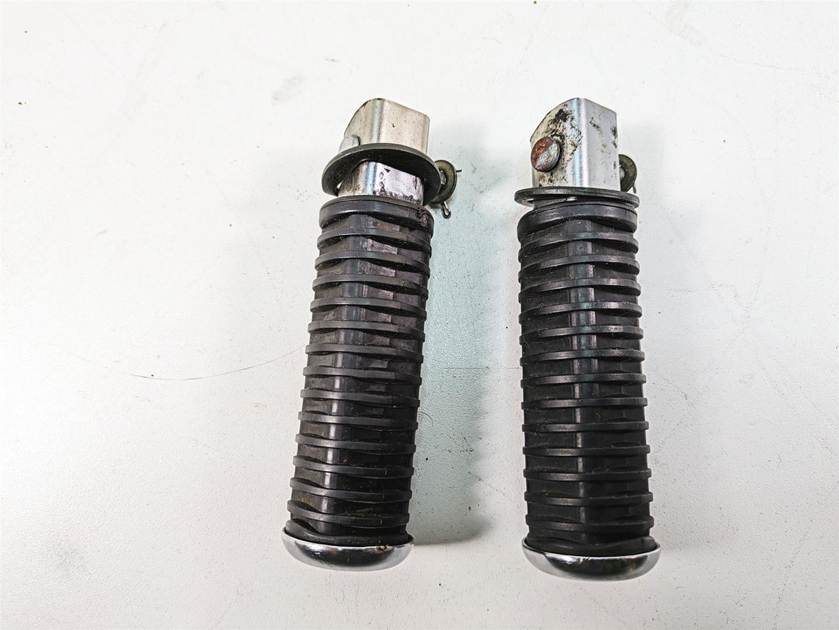 2006 Honda V-Twin VTX1300 R Rear Passenger Pillion Foot Peg Set 50715-MN0-000 {{ shop.shopifyCountryName }} - Mototech271