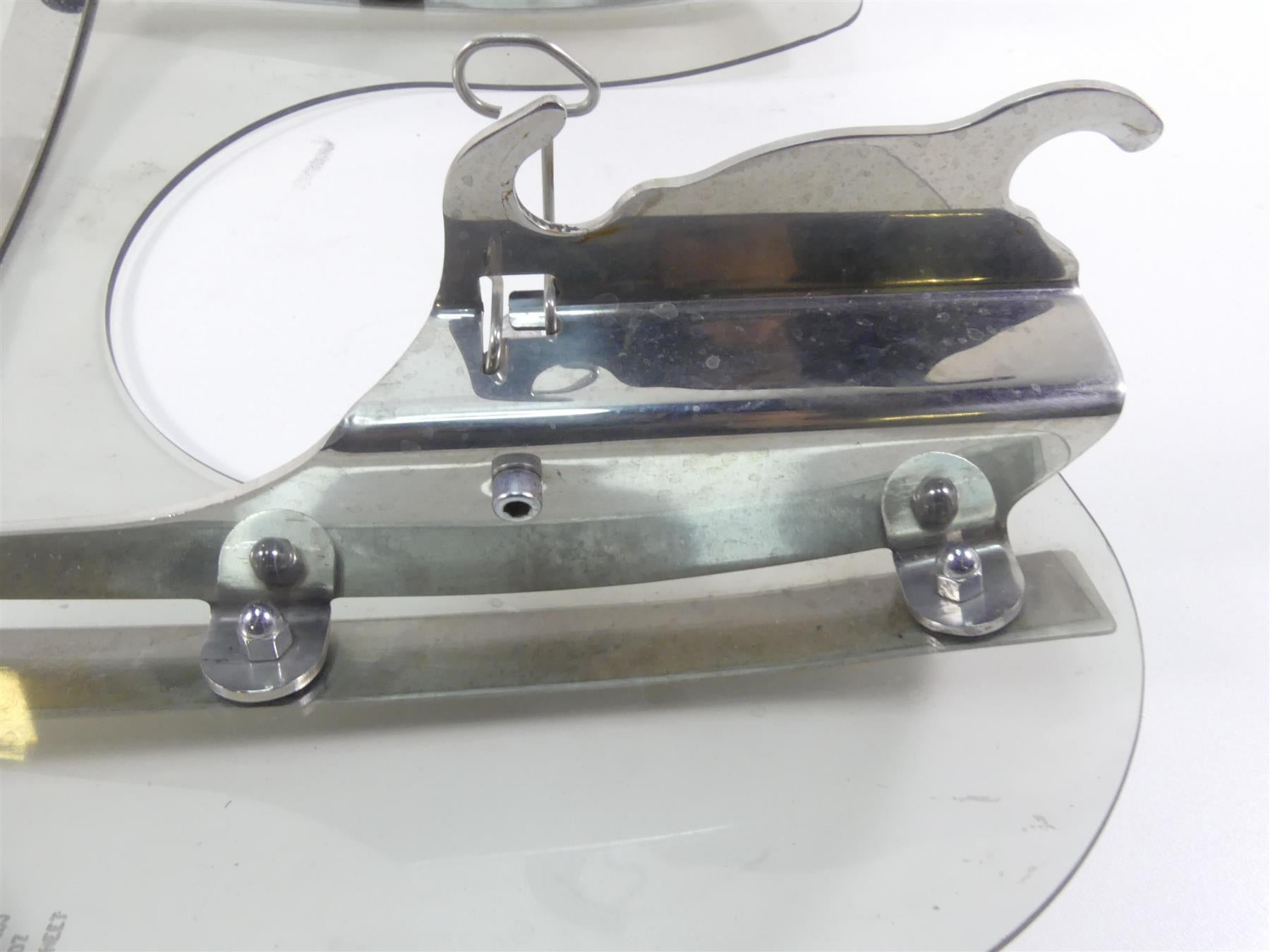 2008 Harley Softail FLSTSB Cross Bones Windshield Wind Shield + Mounts 58073-09 {{ shop.shopifyCountryName }} - Mototech271