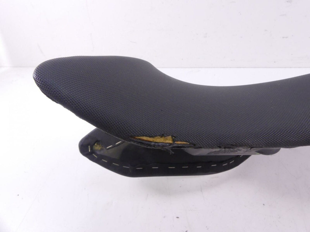 2009 Triumph Street Triple 675R Dual Driver Passenger Saddle Seat -Read T2306405 {{ shop.shopifyCountryName }} - Mototech271