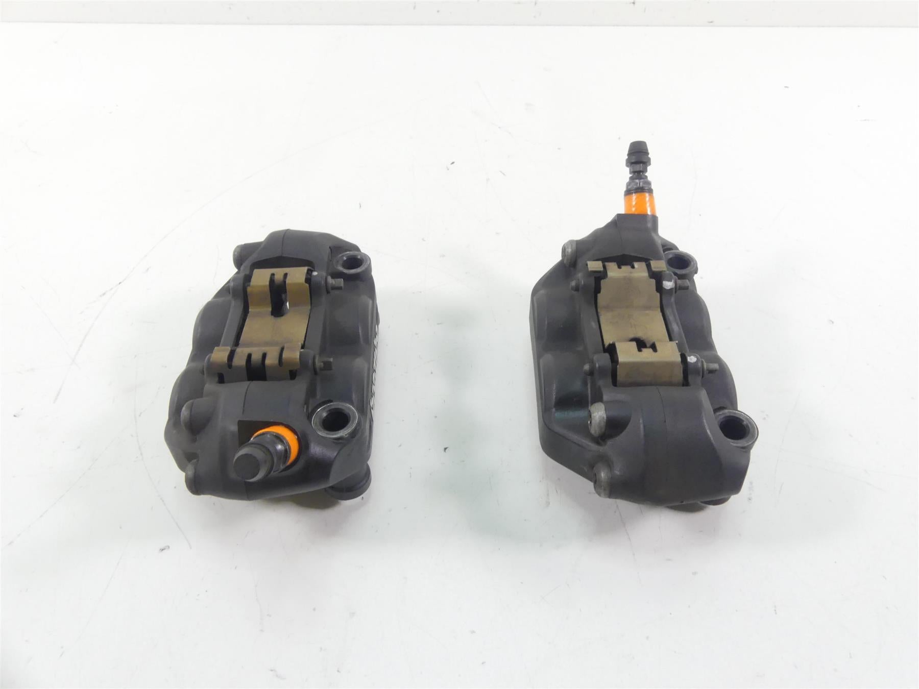 2014 Moto Guzzi Griso 1200 SE 8V Front Brembo 100mm Brake Calipers 978464 978465 {{ shop.shopifyCountryName }} - Mototech271
