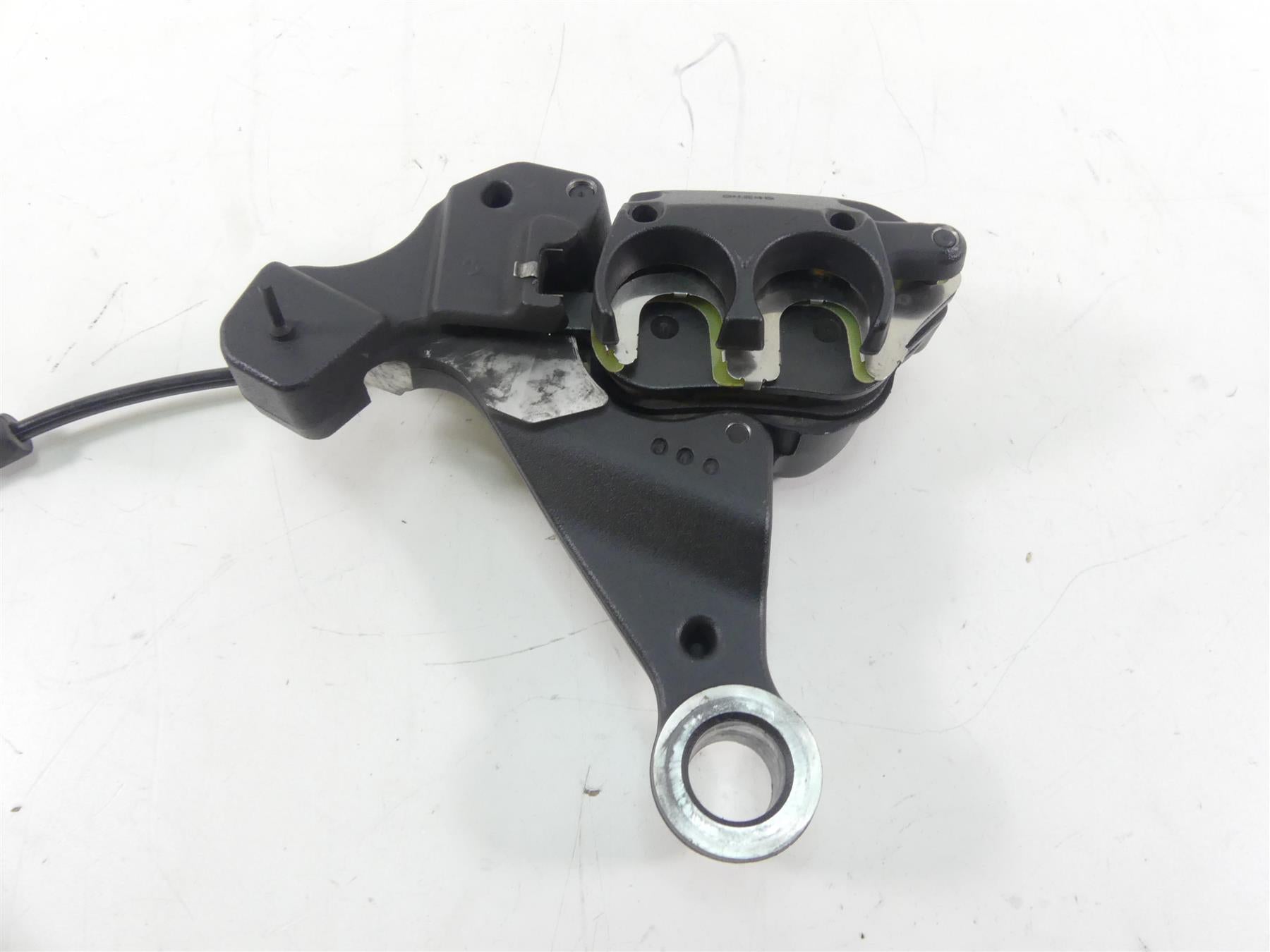 2014 Harley Dyna FXDF Fat Bob Rear Brake Caliper + Line 25mm 40908-08 {{ shop.shopifyCountryName }} - Mototech271