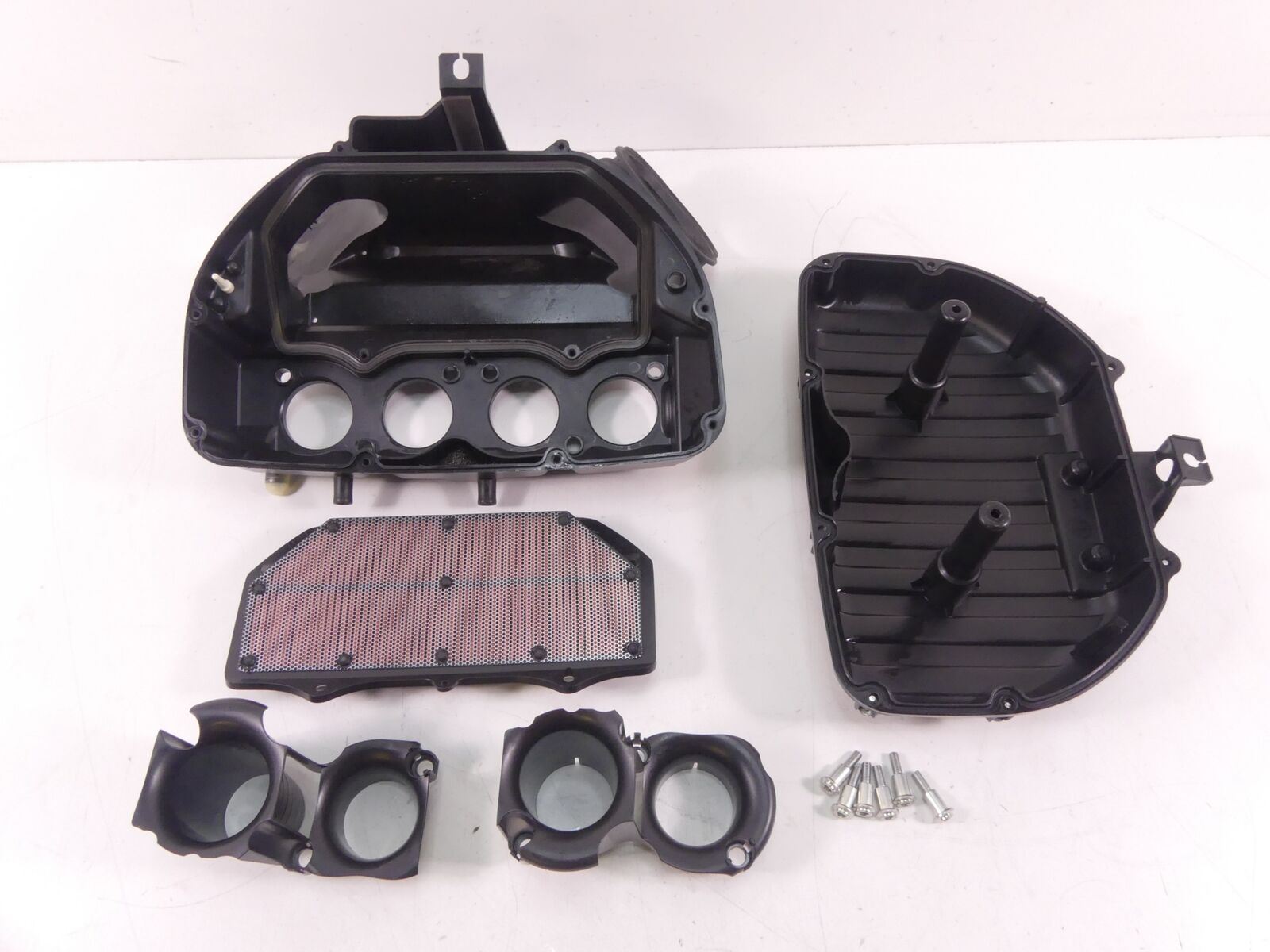 2018 Suzuki GSXR750 Air Box Filter Breather Cleaner 13720-14J00 {{ shop.shopifyCountryName }} - Mototech271