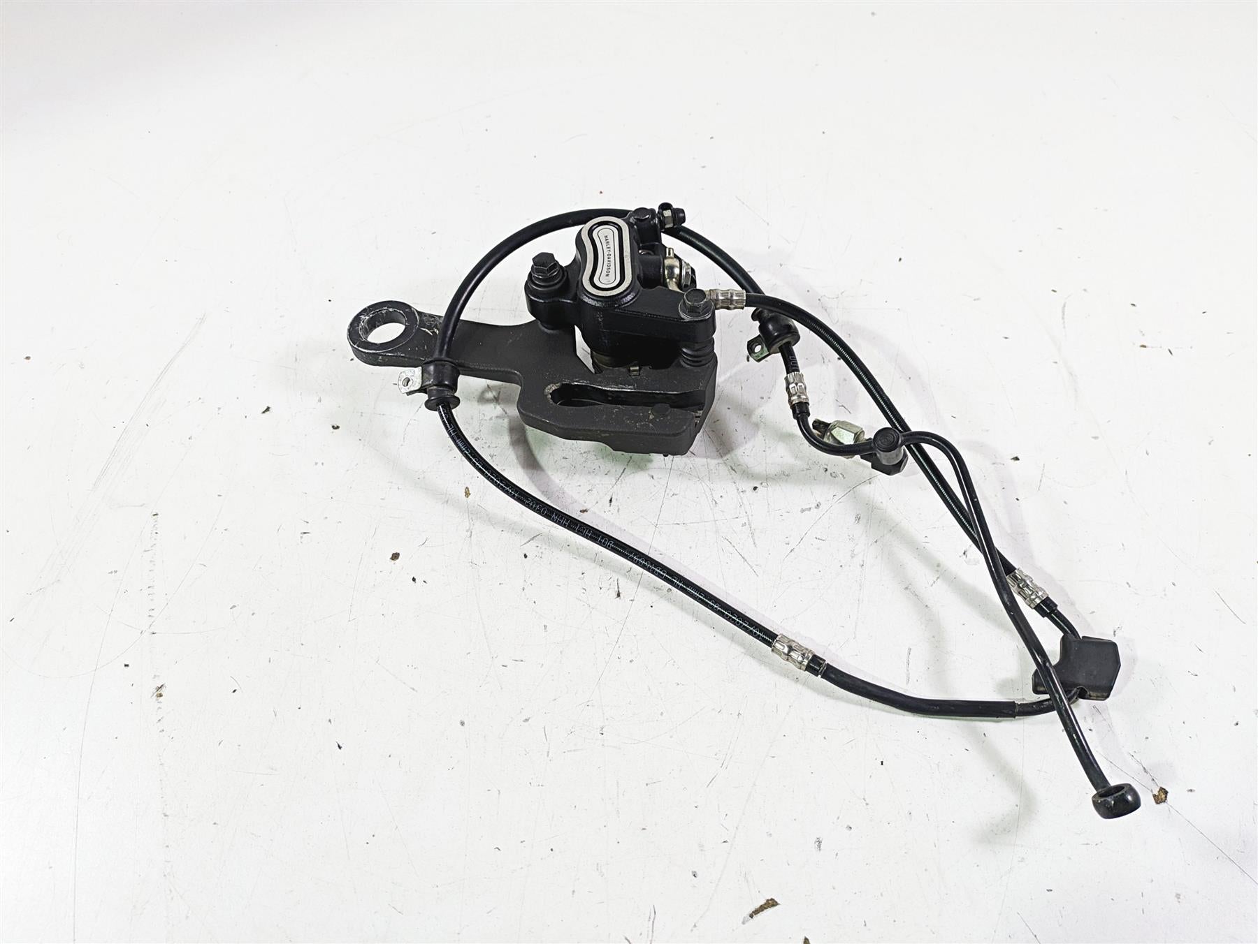 2021 Harley Softail FLSL Slim Rear Brake Caliper & Bracket 41300192 {{ shop.shopifyCountryName }} - Mototech271