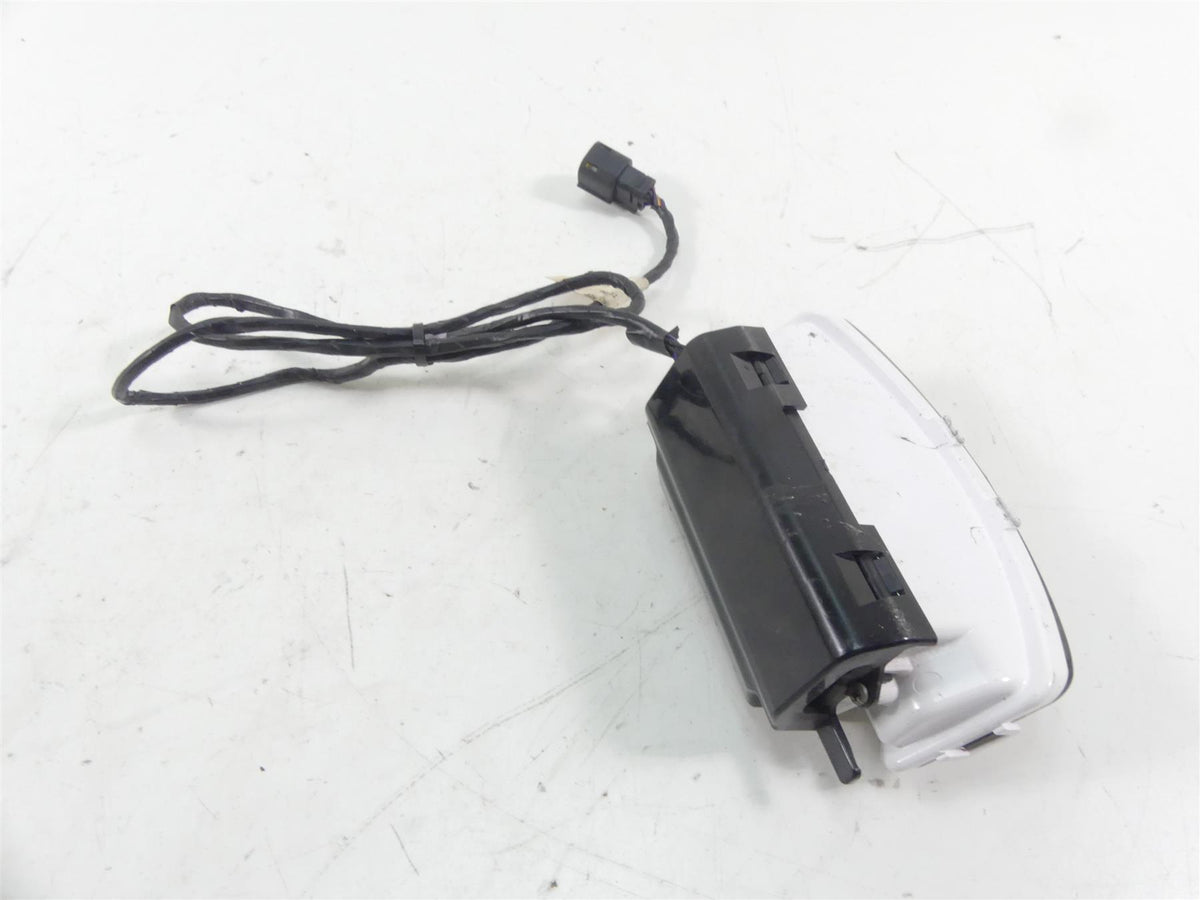 2016 Harley Touring FLTRX Road Glide Taillight Tail Light Rear Lamp 5859370 {{ shop.shopifyCountryName }} - Mototech271