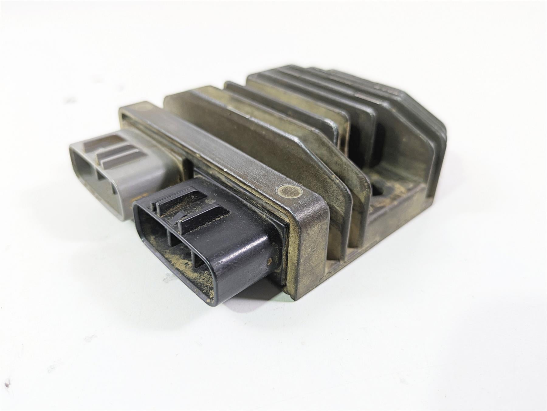 2020 Yamaha YXZ1000 R SS XTR Rectifier Voltage Regulator B5H-81960-00-00 FH027DA {{ shop.shopifyCountryName }} - Mototech271