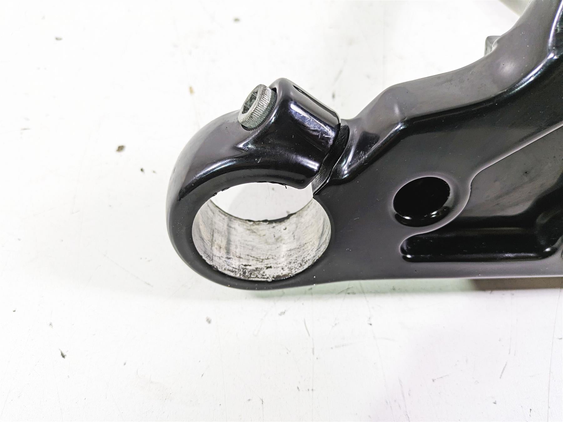 2013 Harley FXDWG Dyna Wide Glide Lower Triple Tree Steering Clamp 49mm 46386-08 {{ shop.shopifyCountryName }} - Mototech271