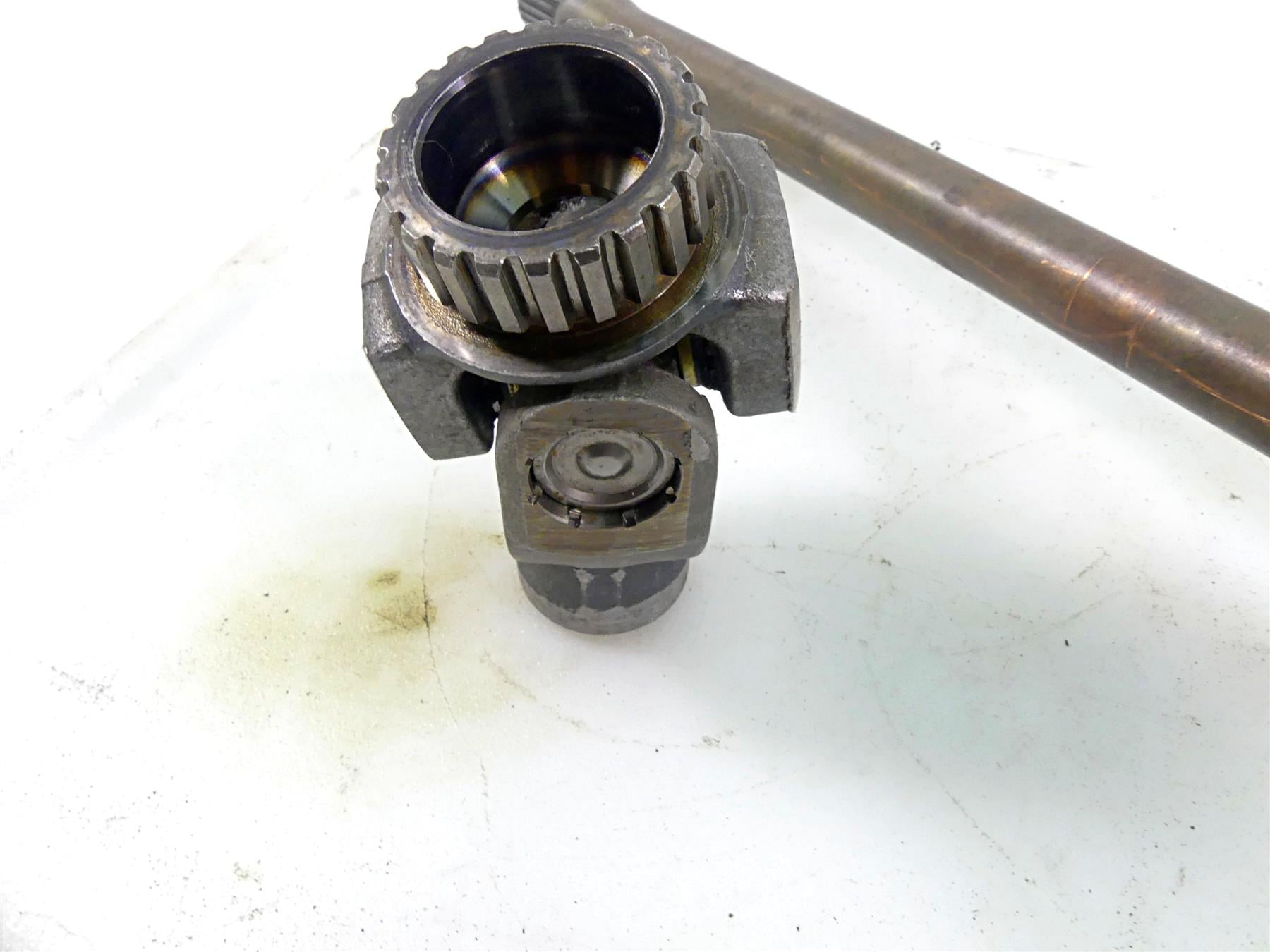 2008 Suzuki M109R VZR1800 Rear Driveshaft Drive Shaft Gear Box 27300-48851-13L {{ shop.shopifyCountryName }} - Mototech271