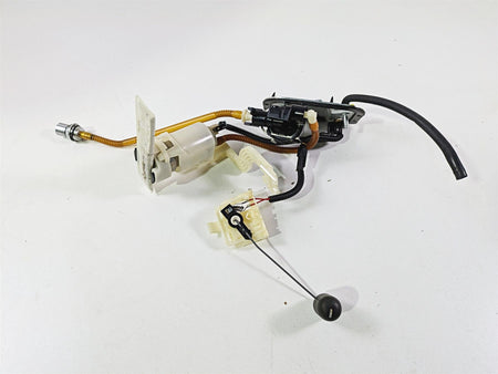 2014 Harley FLS Softail Slim Fuel Gas Petrol Pump - Tested 75252-11A 75284-08A {{ shop.shopifyCountryName }} - Mototech271