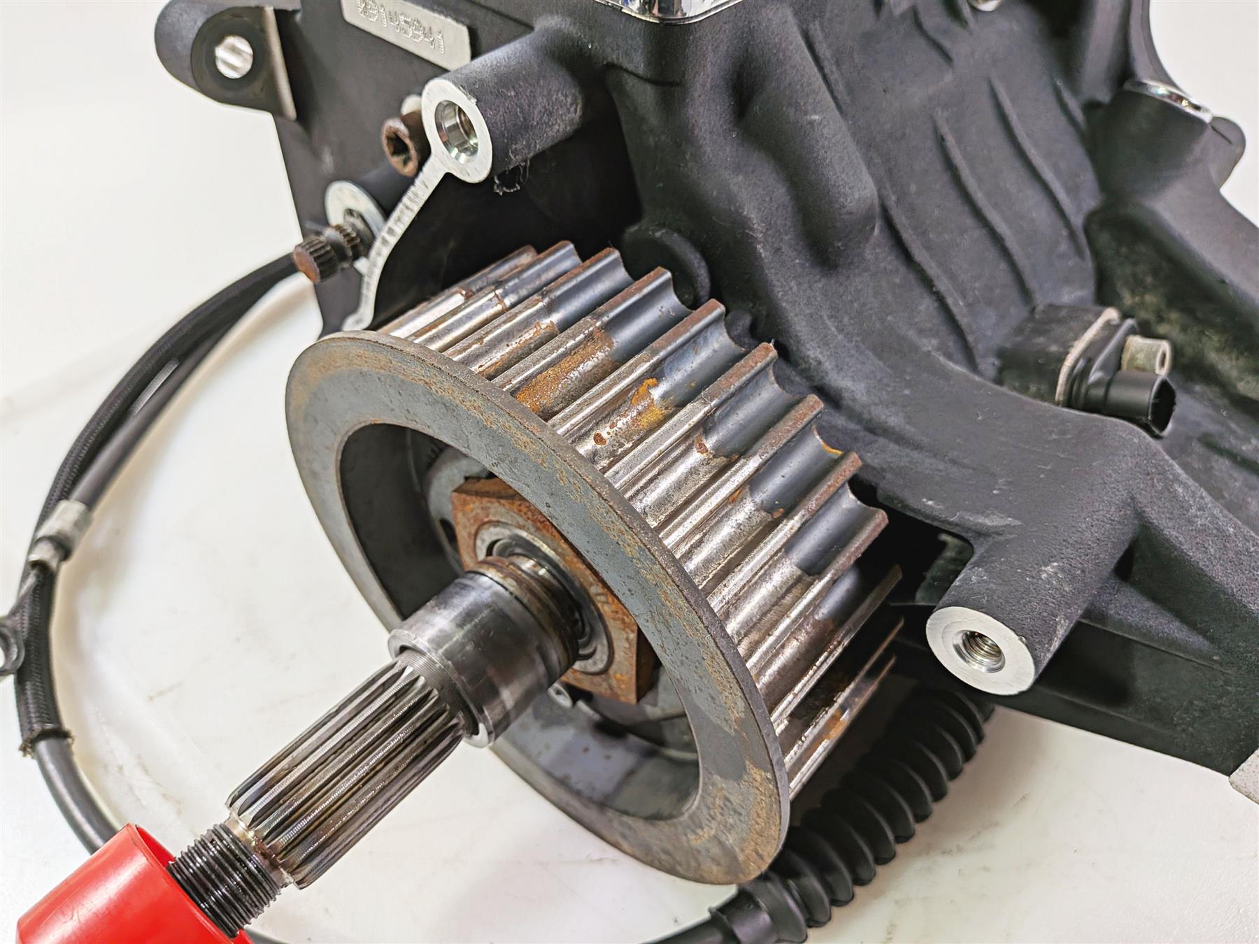 2009 Harley FXCWC Softail Rocker Transmission Gear Box 6 Speed - 19k 33153-09 {{ shop.shopifyCountryName }} - Mototech271