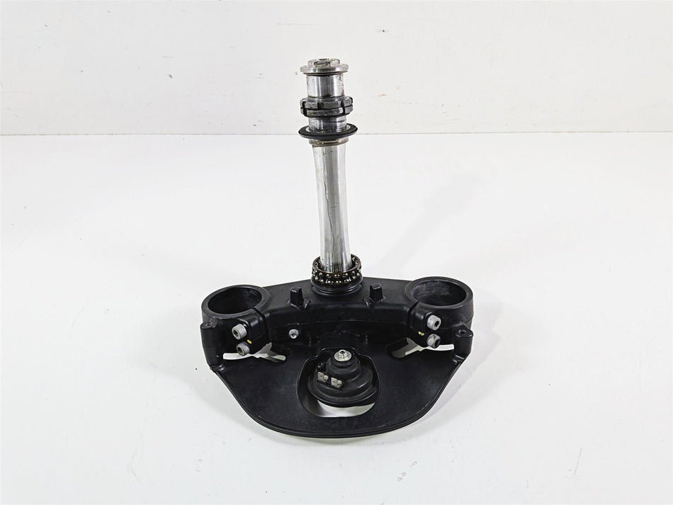 2018 Aprilia RSV4 RR Lower Triple Tree Steering Clamp 2B003923 848736 890848 {{ shop.shopifyCountryName }} - Mototech271