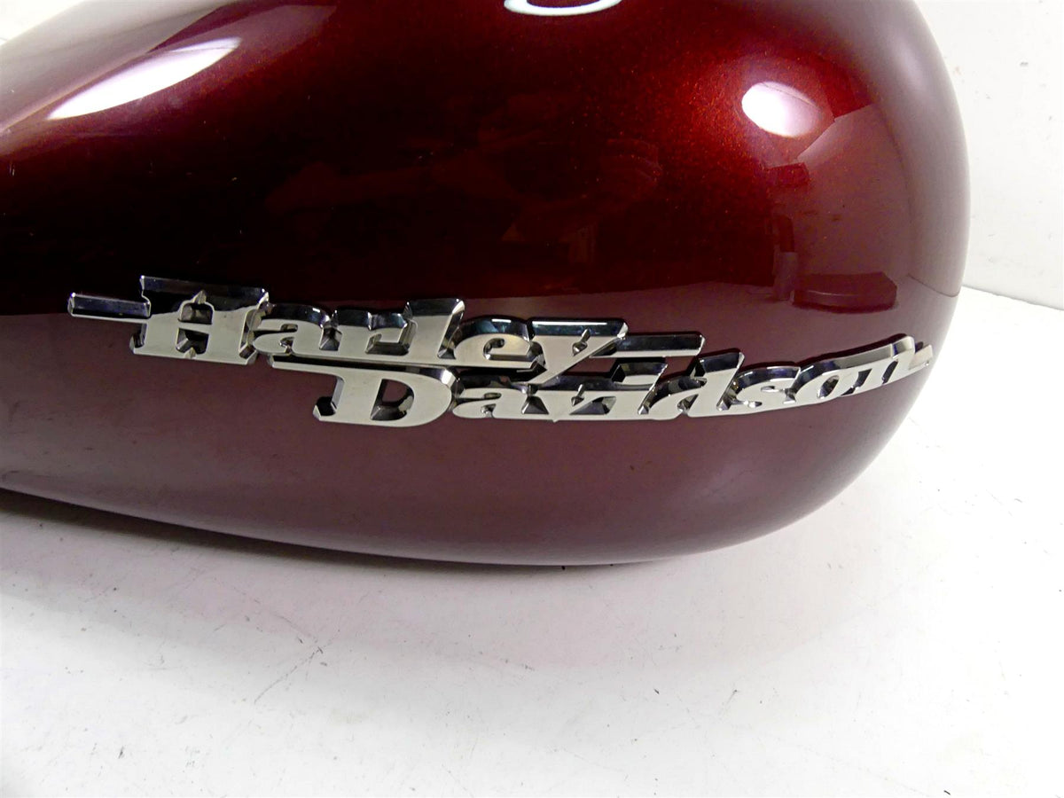 2008 Harley Touring FLHX Street Glide Fuel Gas Petrol Tank - Dented 61356-08 {{ shop.shopifyCountryName }} - Mototech271