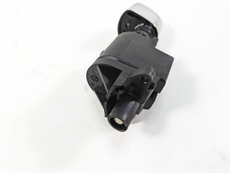 2006 Harley Touring FLHXI Street Glide Ignition Switch Key Lock Set 71572-06 {{ shop.shopifyCountryName }} - Mototech271